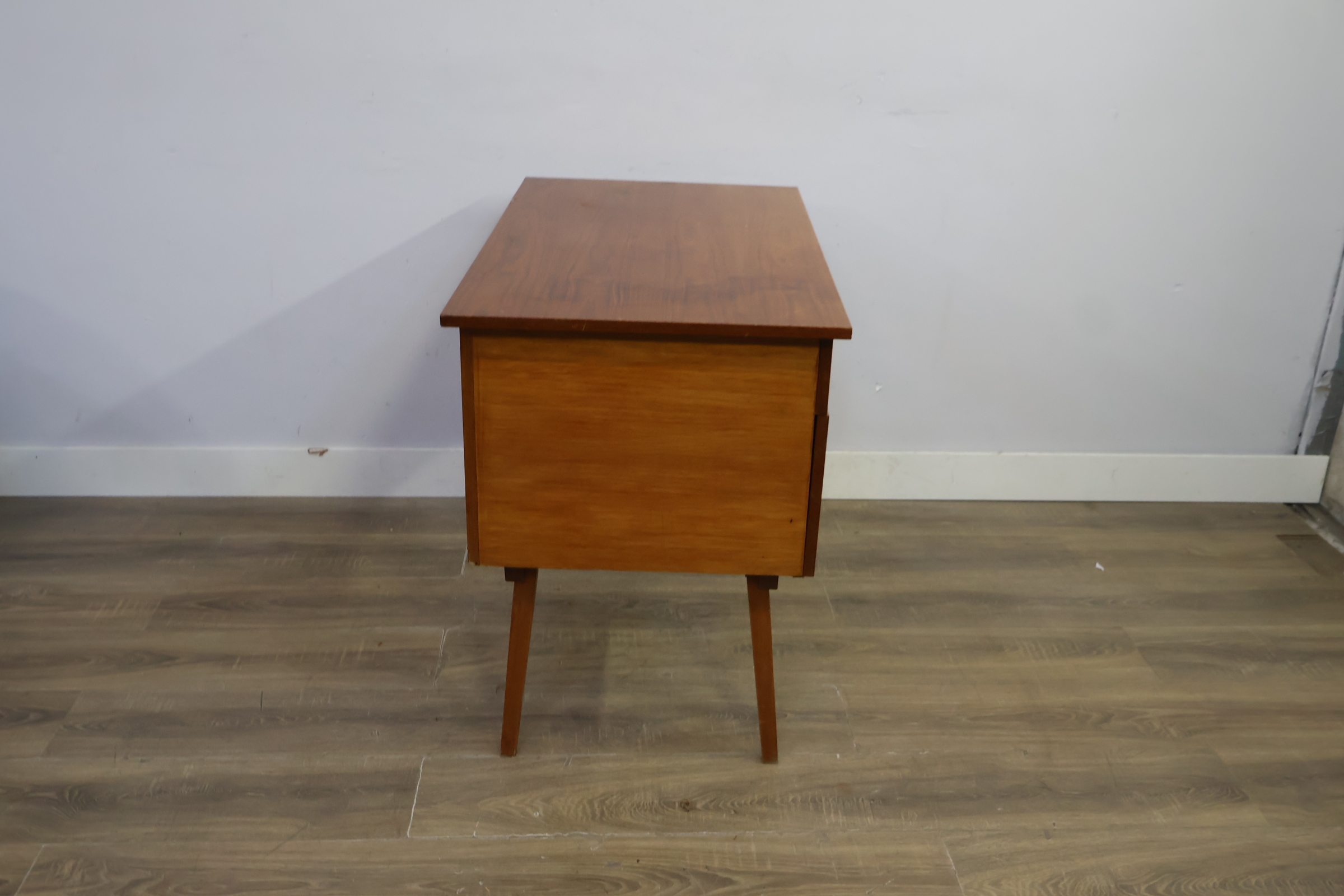 Vintage Bureau - Schrijftafel - Jaren '60 – foto 3 – kavel bij GSD Auctions, Zoeterwoude