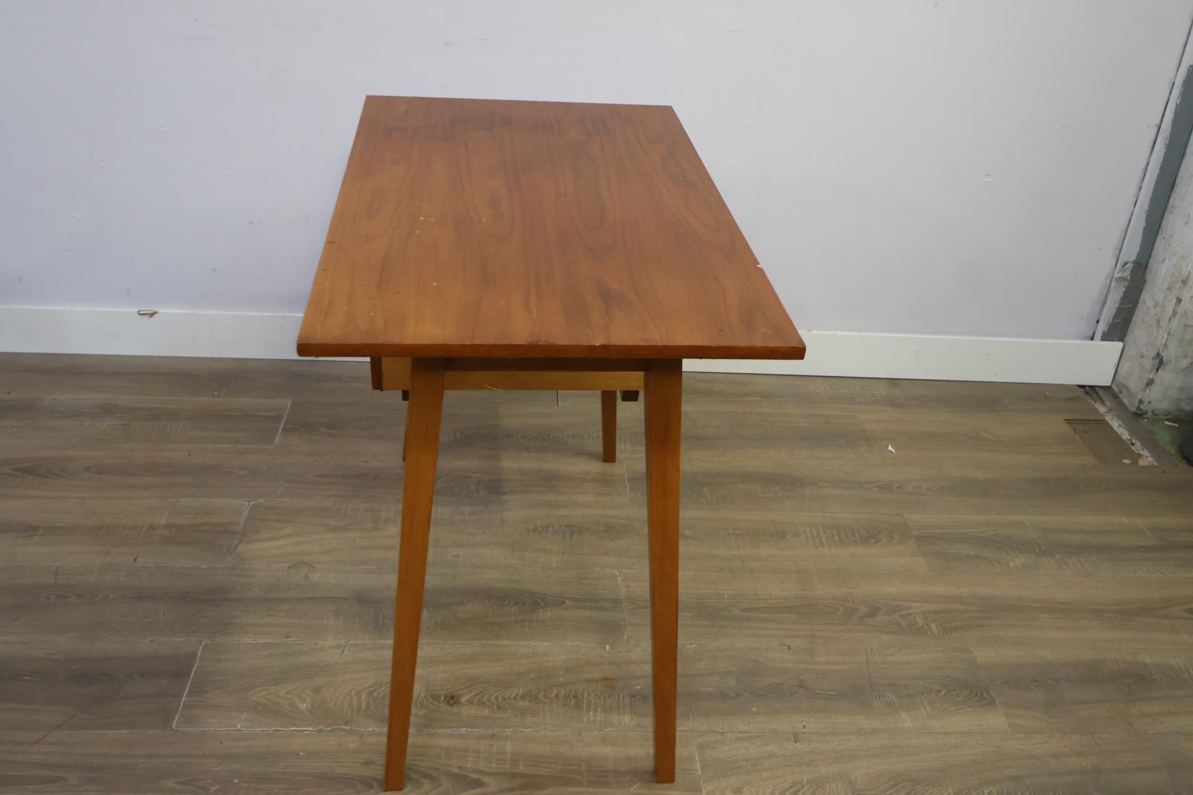 Vintage Bureau - Schrijftafel - Jaren '60 – foto 8 – kavel bij GSD Auctions, Zoeterwoude