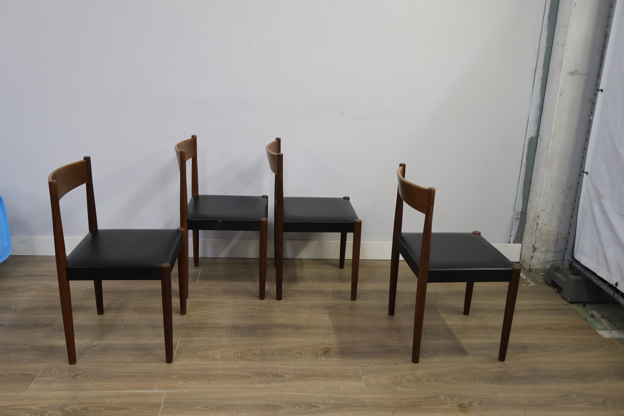 4 Eetkamerstoelen - Poul M. Volther voor Frem Røjle, Denemarken, jaren 60 – foto 3 – kavel bij GSD Auctions, Zoeterwoude