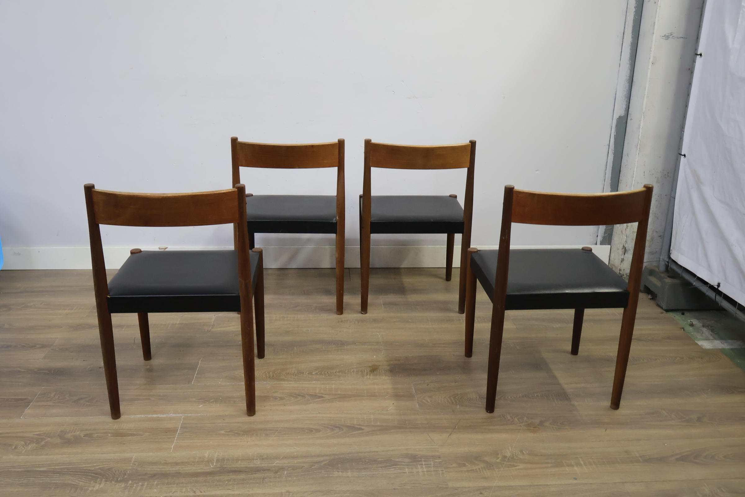 4 Eetkamerstoelen - Poul M. Volther voor Frem Røjle, Denemarken, jaren 60 – foto 5 – kavel bij GSD Auctions, Zoeterwoude