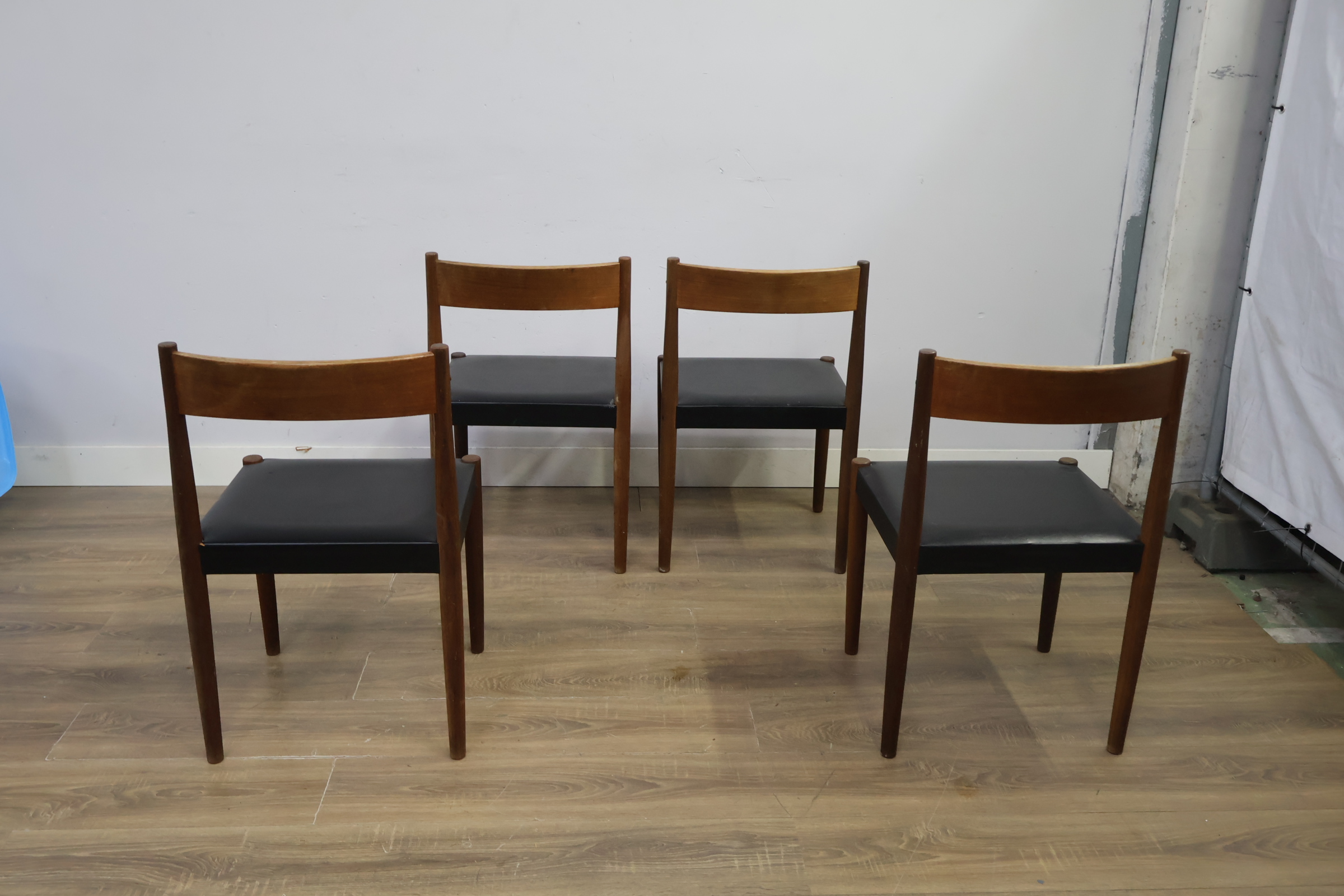 4 Eetkamerstoelen - Poul M. Volther voor Frem Røjle, Denemarken, jaren 60 – foto 6 – kavel bij GSD Auctions, Zoeterwoude