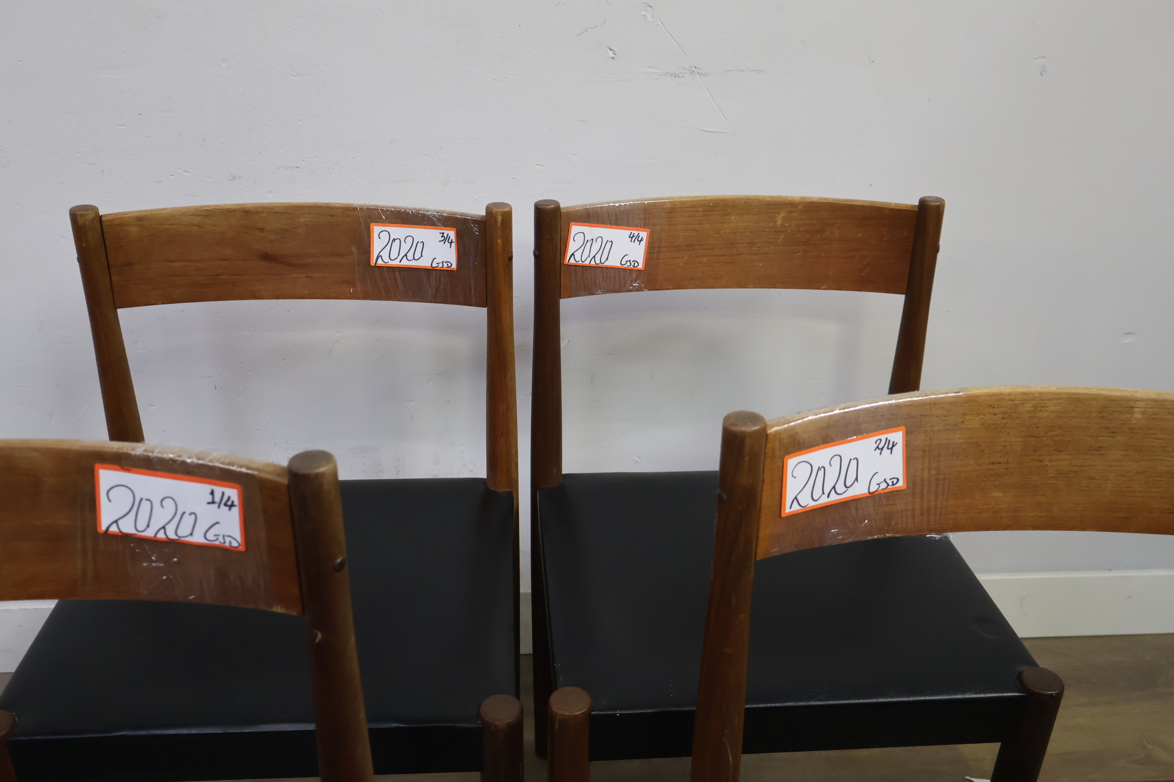 4 Eetkamerstoelen - Poul M. Volther voor Frem Røjle, Denemarken, jaren 60 – foto 18 – kavel bij GSD Auctions, Zoeterwoude
