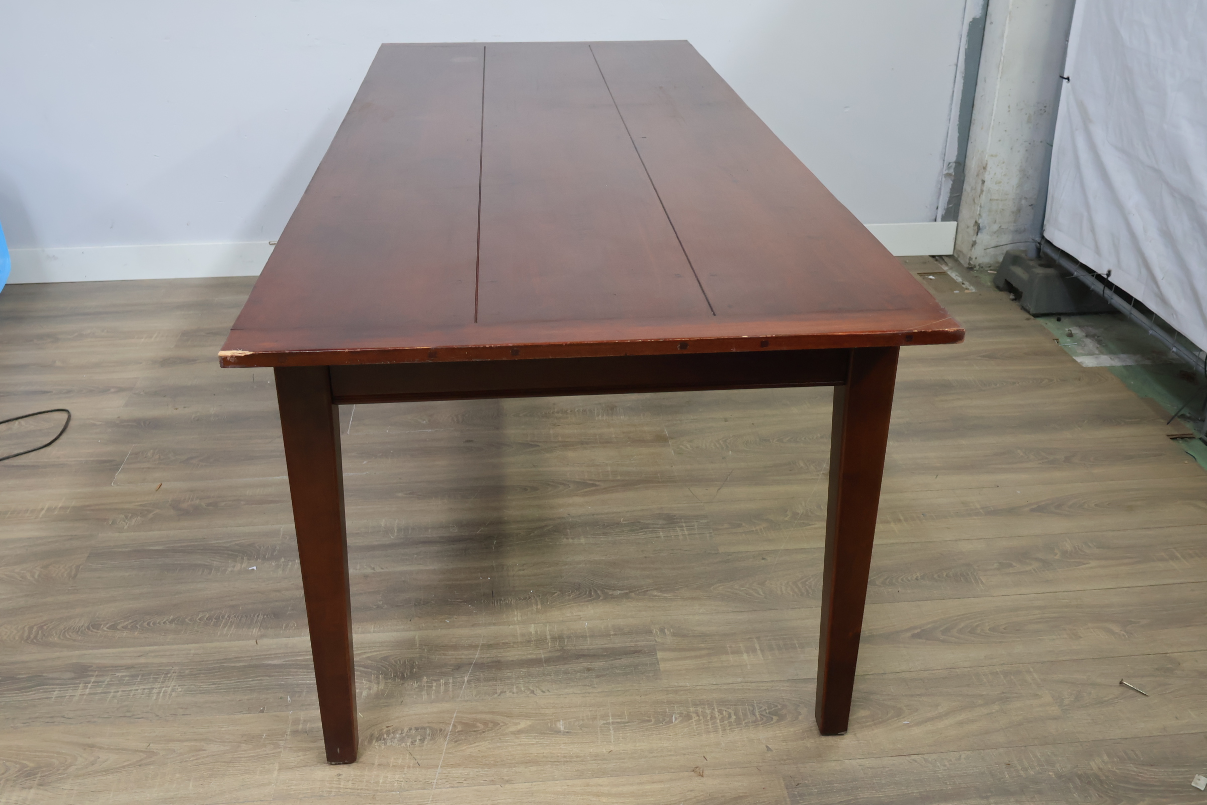 Grote Houten eettafel met lades - 220L x 90B – foto 4 – kavel bij GSD Auctions, Zoeterwoude