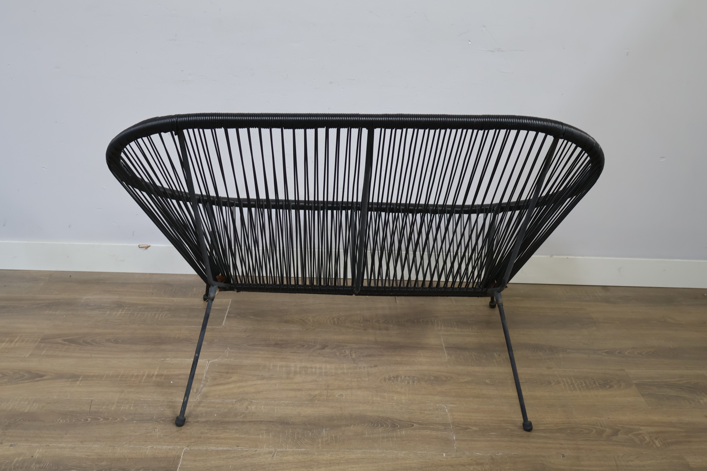 Zwarte Draadbank, Loungebank – foto 5 – kavel bij GSD Auctions, Zoeterwoude