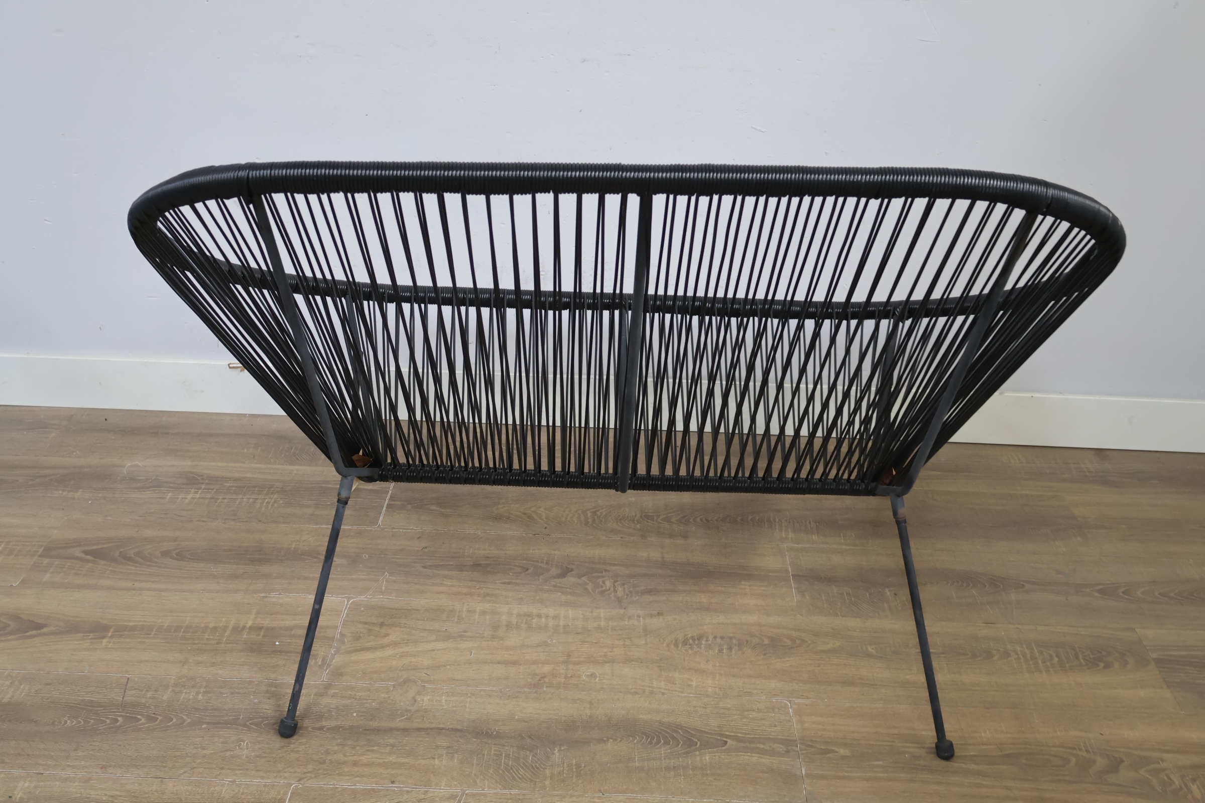 Zwarte Draadbank, Loungebank – foto 6 – kavel bij GSD Auctions, Zoeterwoude