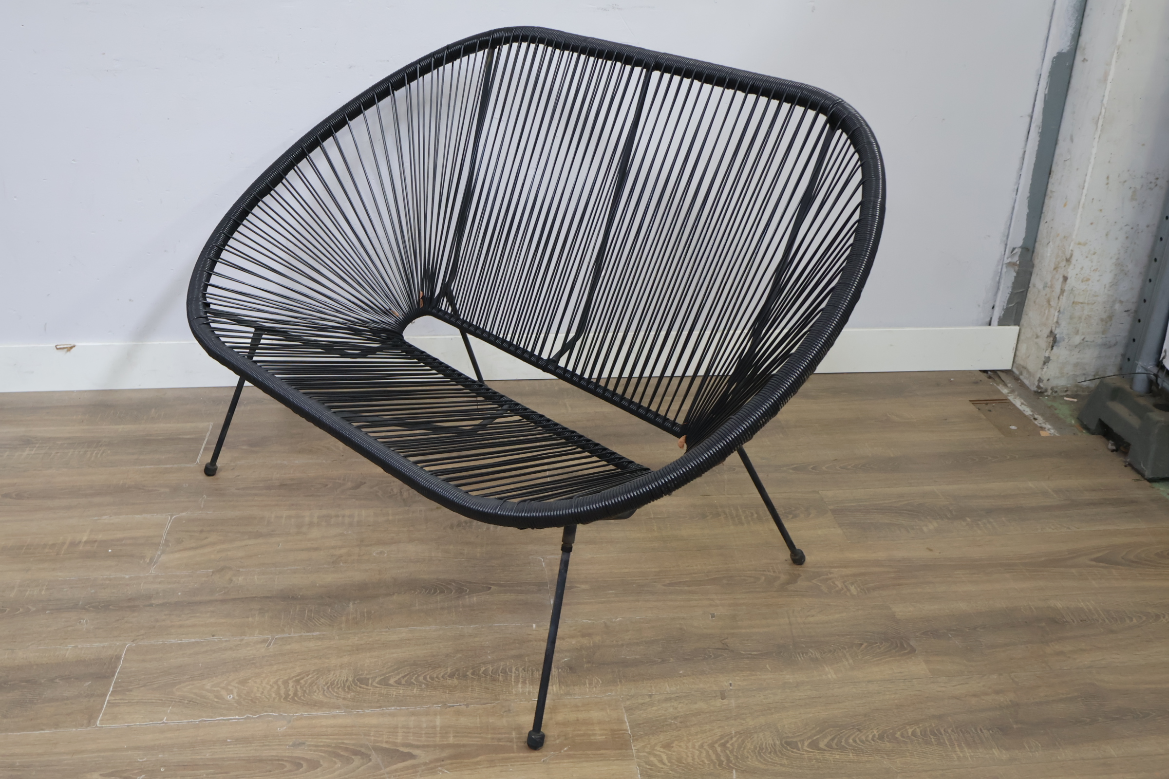 Zwarte Draadbank, Loungebank – foto 10 – kavel bij GSD Auctions, Zoeterwoude