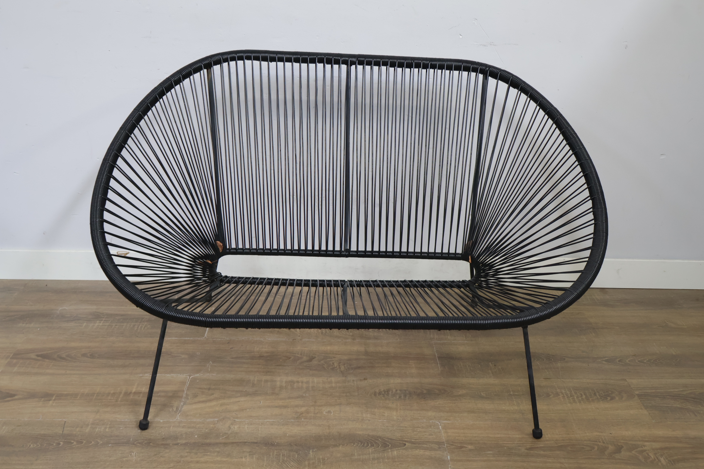Zwarte Draadbank, Loungebank – foto 11 – kavel bij GSD Auctions, Zoeterwoude
