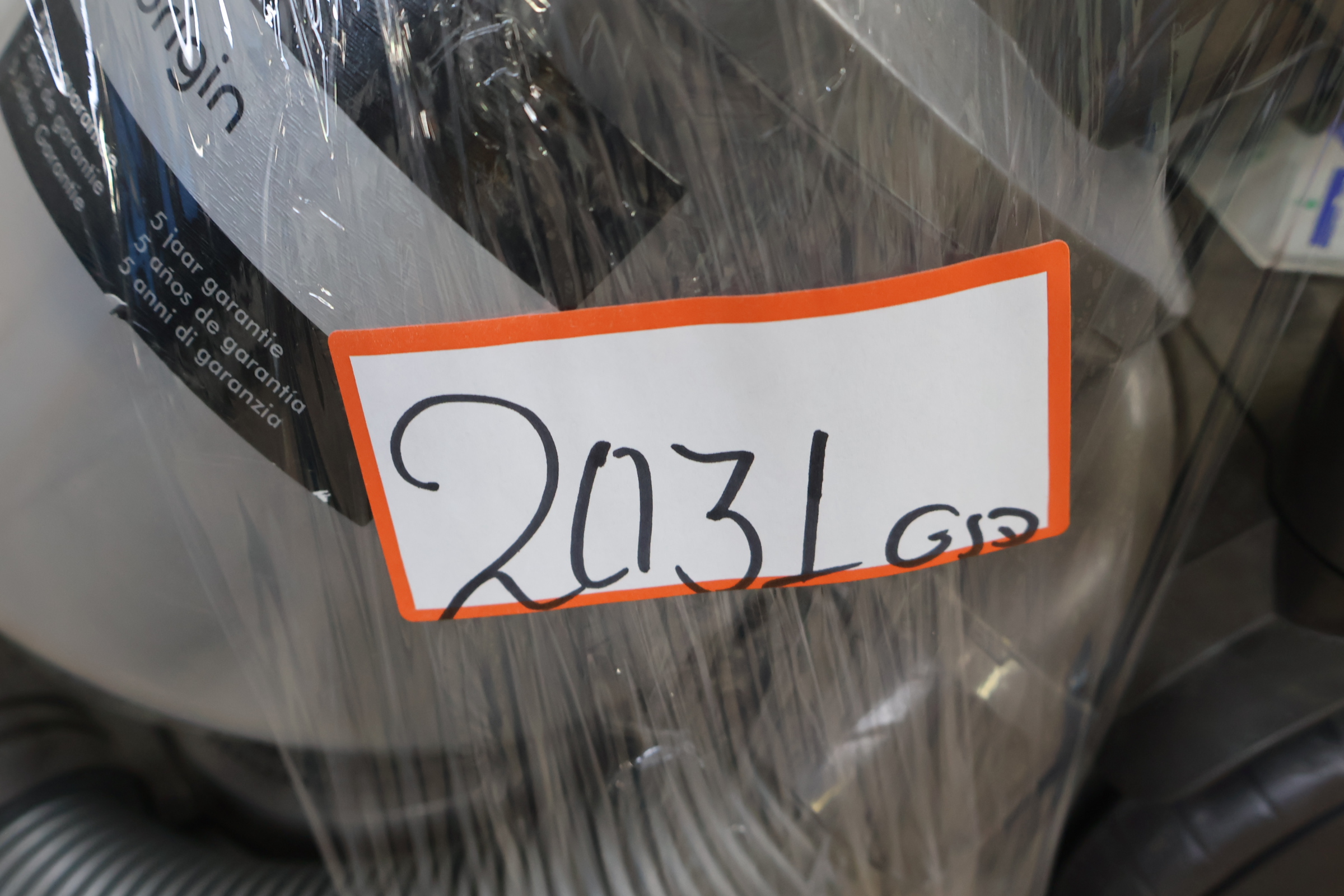 Dyson stofzuiger met cycloontechnologie – foto 15 – kavel bij GSD Auctions, Zoeterwoude