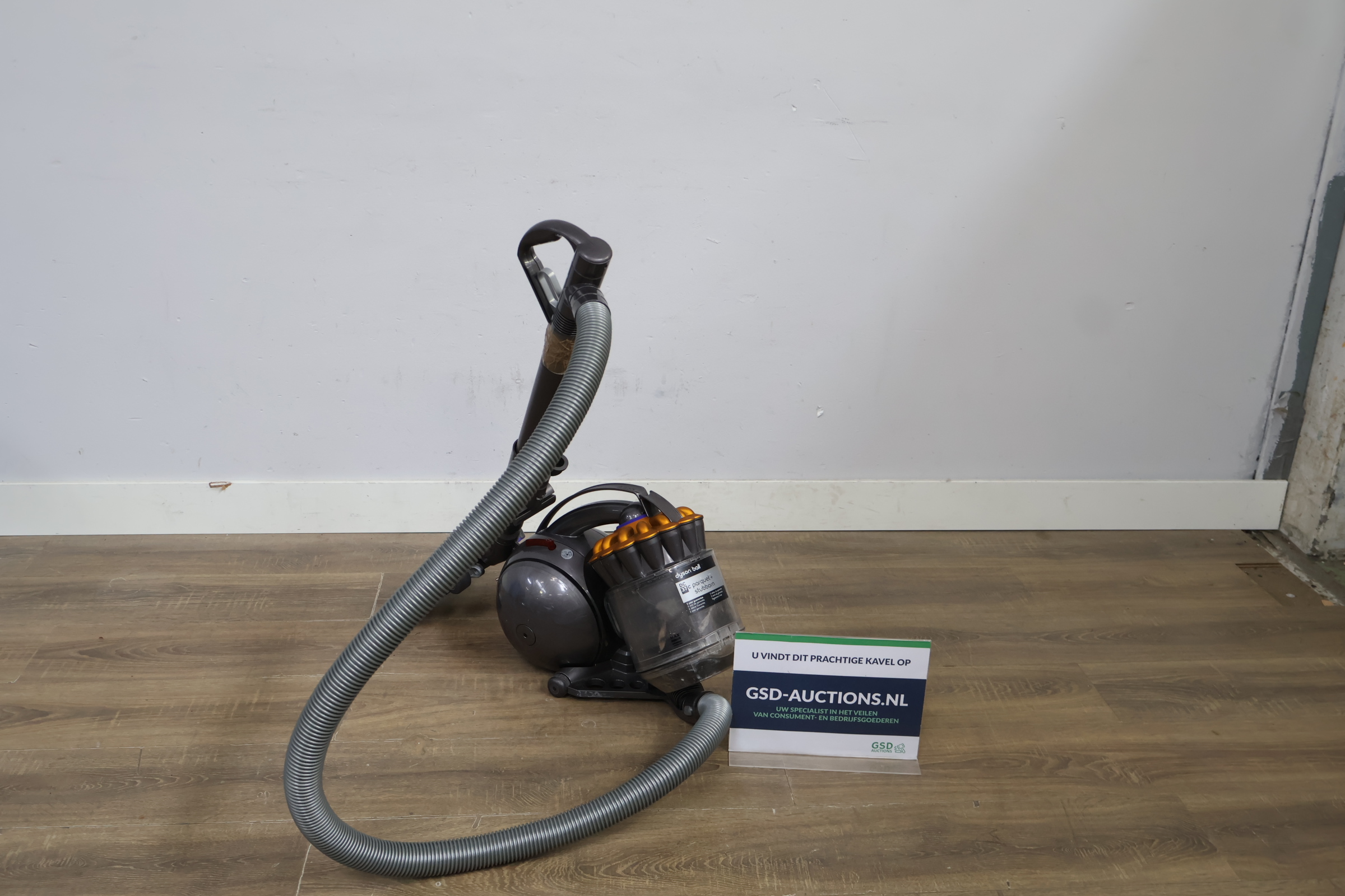 Dyson Ball DC37C Parquet+ stofzuiger – foto 2 – kavel bij GSD Auctions, Zoeterwoude