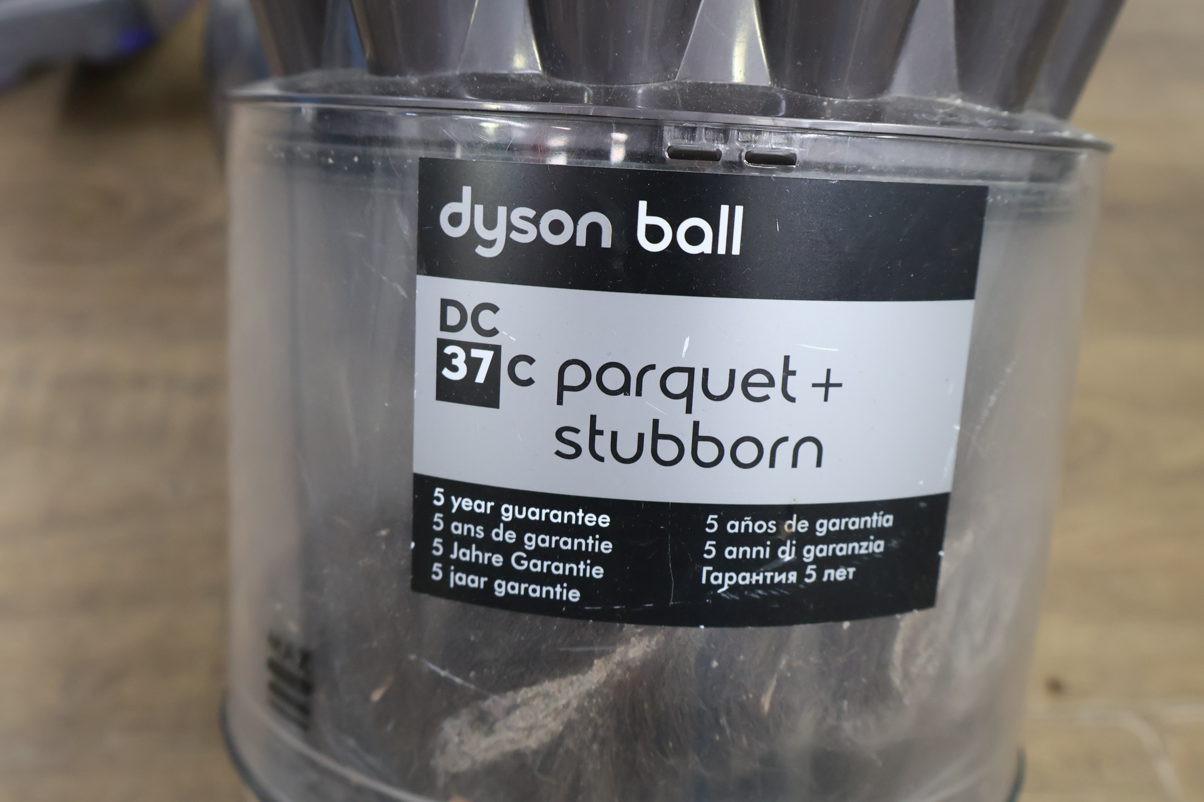 Dyson Ball DC37C Parquet+ stofzuiger – foto 12 – kavel bij GSD Auctions, Zoeterwoude