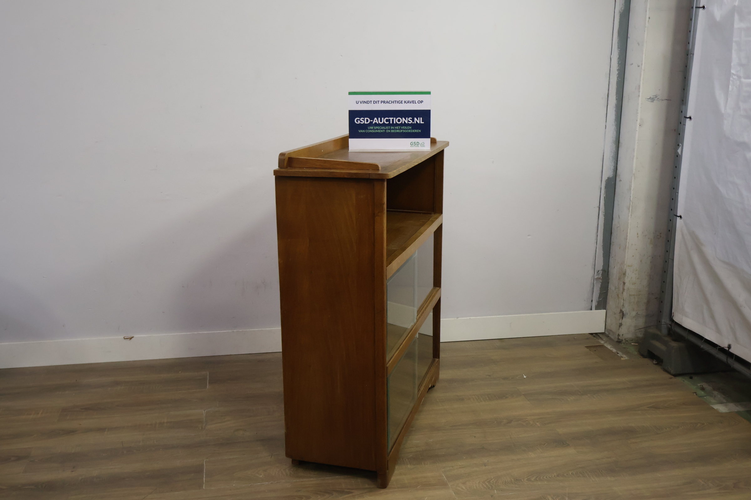 Art Deco kast, Vitinre boekenkast - Glazen Schuifdeuren – foto 2 – kavel bij GSD Auctions, Zoeterwoude