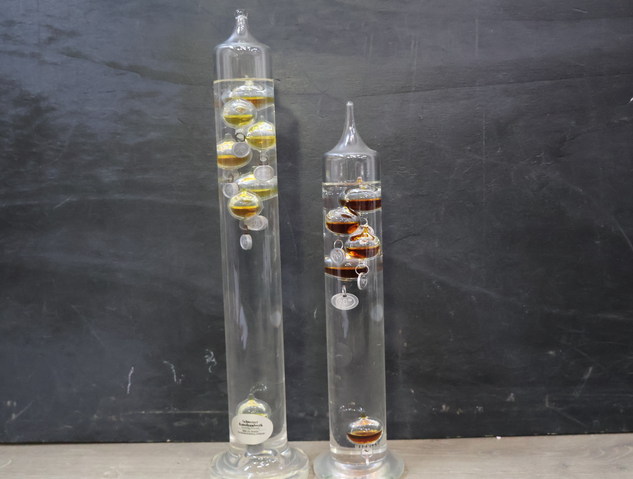 Set van twee Galileo thermometers – foto 3 – kavel bij GSD Auctions, Zoeterwoude