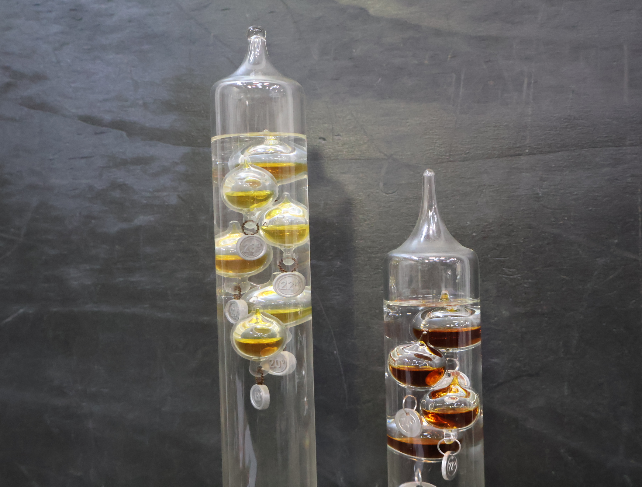 Set van twee Galileo thermometers – foto 6 – kavel bij GSD Auctions, Zoeterwoude