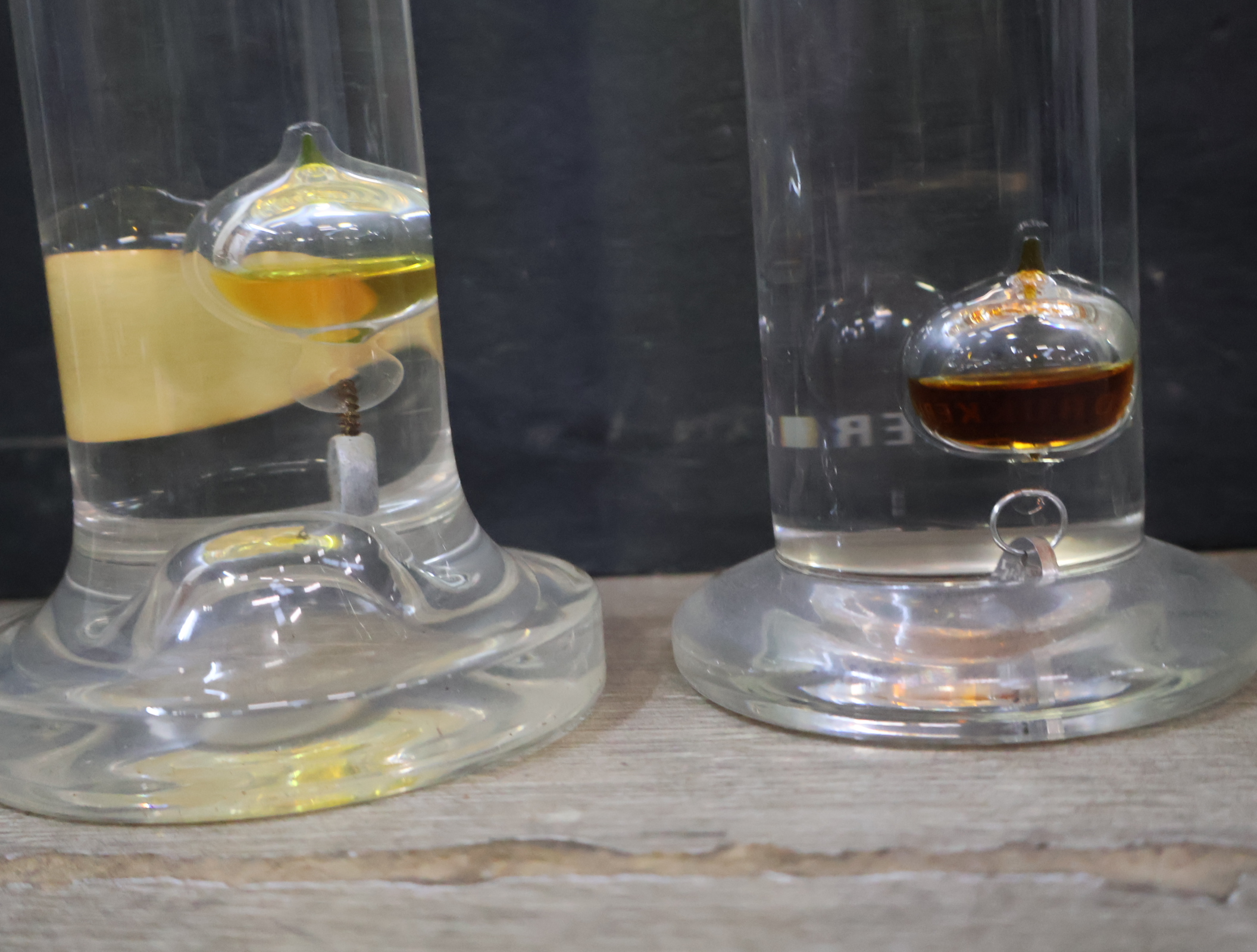 Set van twee Galileo thermometers – foto 7 – kavel bij GSD Auctions, Zoeterwoude