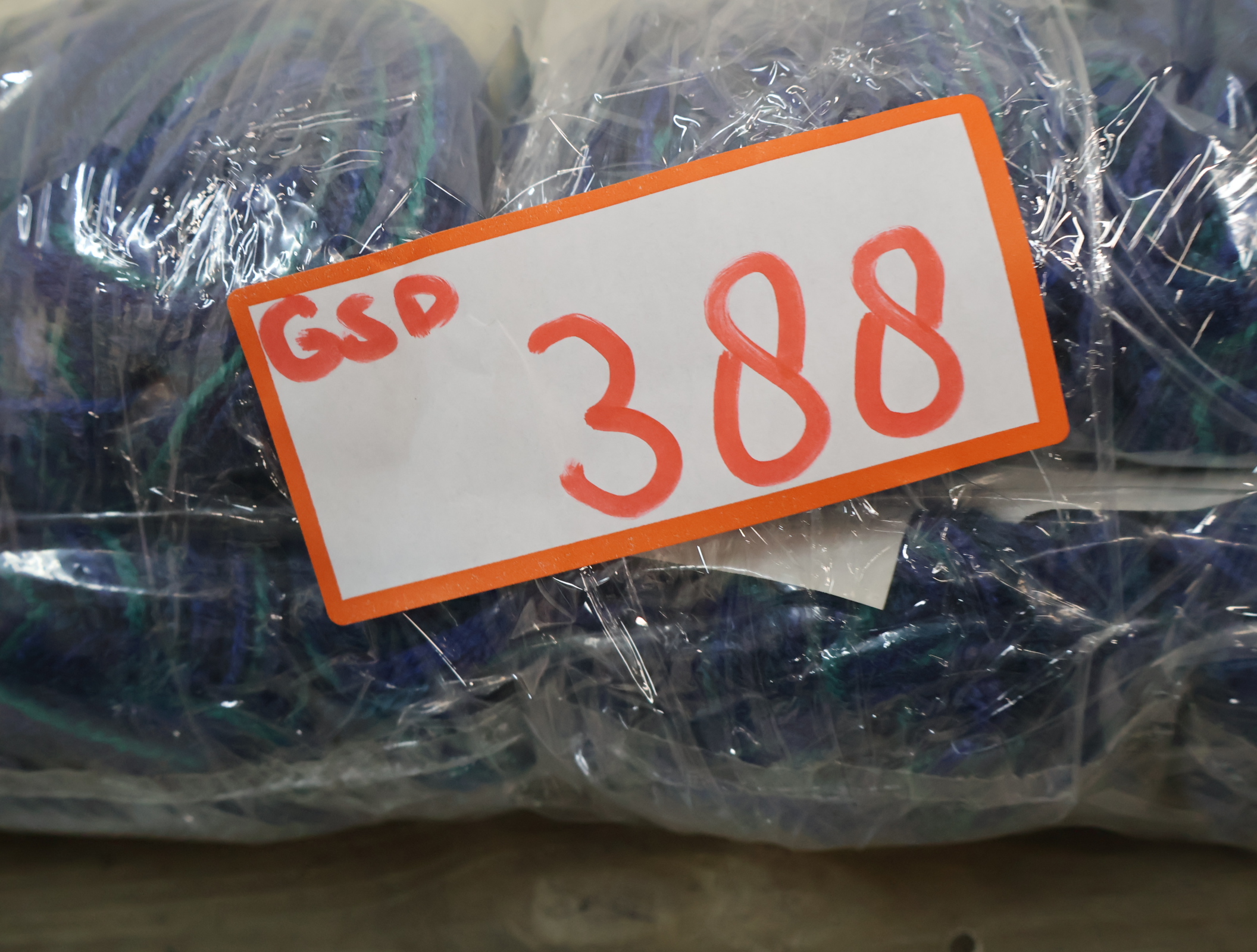 Pakket garenwol Polar – foto 13 – kavel bij GSD Auctions, Zoeterwoude