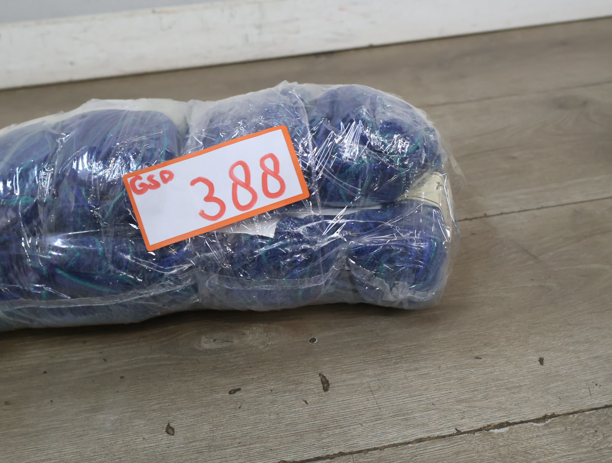 Pakket garenwol Polar – foto 14 – kavel bij GSD Auctions, Zoeterwoude