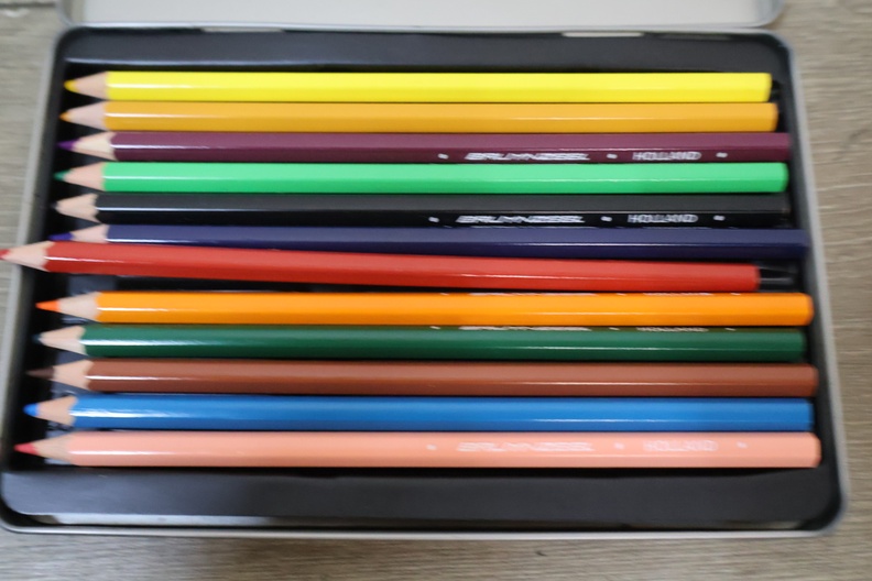 Tekenpapier en kleurpotloden – foto 9 – kavel bij GSD Auctions, Zoeterwoude