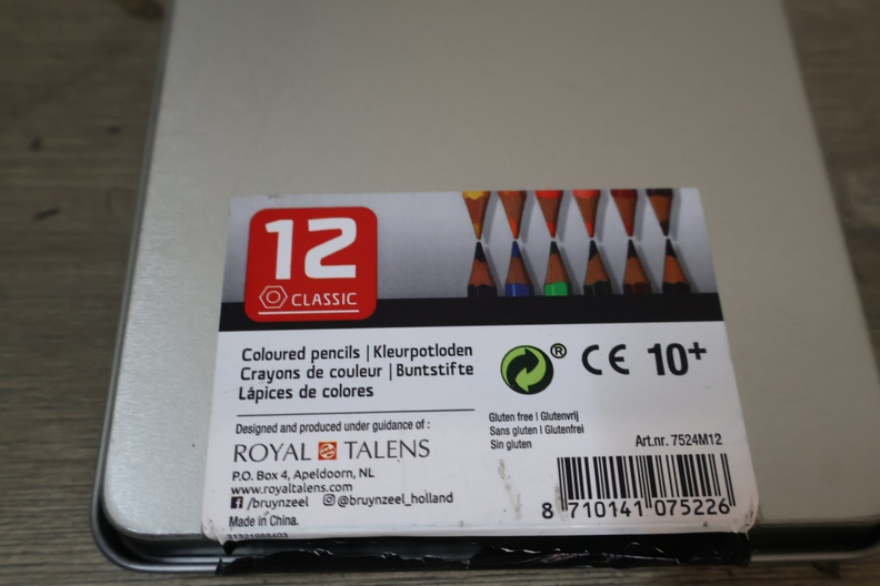 Tekenpapier en kleurpotloden – foto 11 – kavel bij GSD Auctions, Zoeterwoude