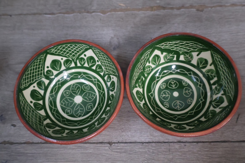 Groen aardewerk servies - Portugal – foto 11 – kavel bij GSD Auctions, Zoeterwoude