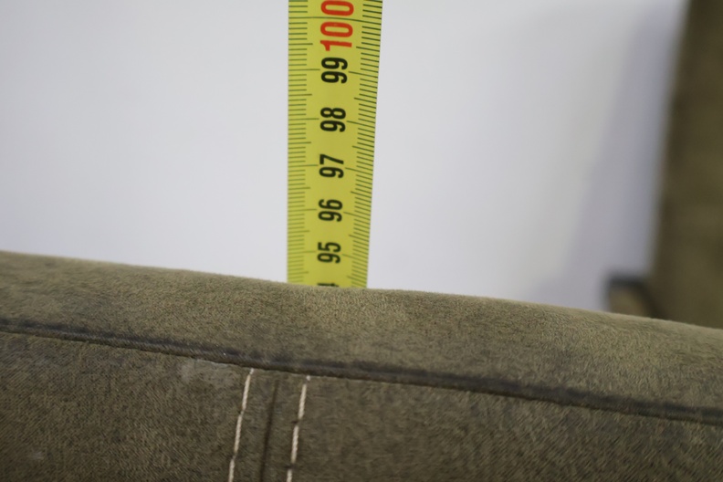 Set van 4 groene eetkamerstoelen met metalen frame – foto 17 – kavel bij GSD Auctions, Zoeterwoude