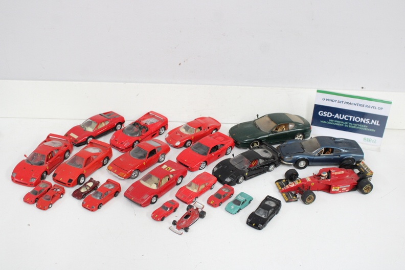 Collectie (Ferrari) modelauto's, Speelgoedauto's – foto 2 – kavel bij GSD Auctions, Zoeterwoude