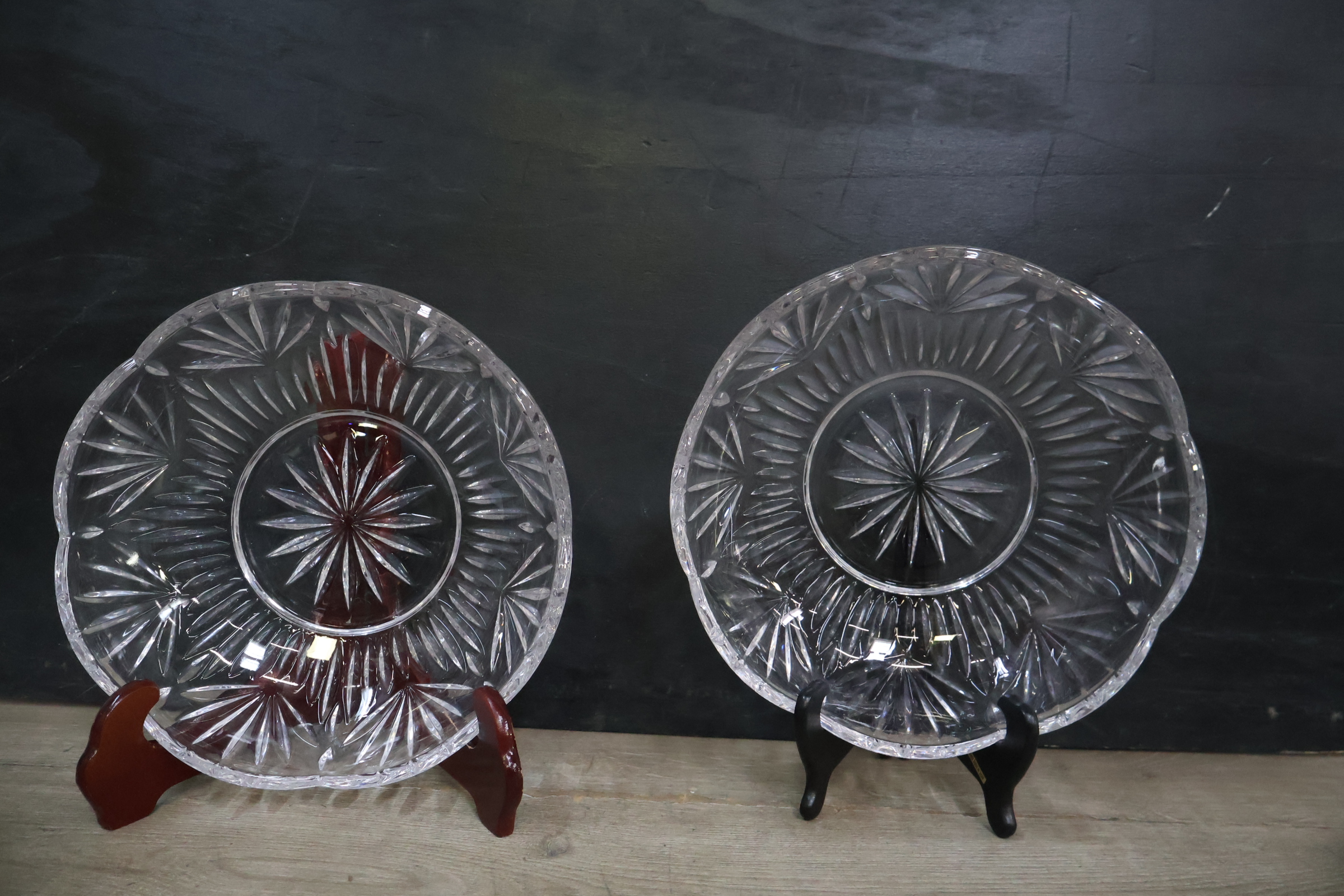 Set geslepen kristallen sierkommen en schalen' – foto 7 – kavel bij GSD Auctions, Zoeterwoude