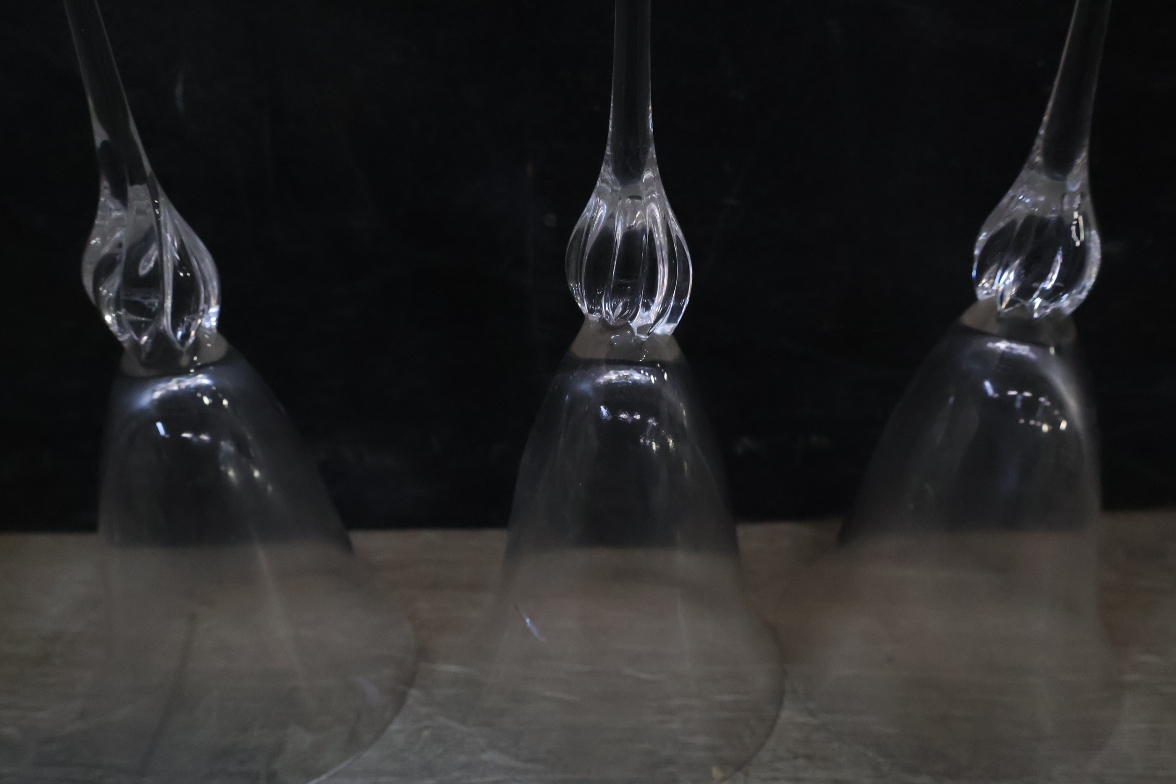 Glazen karaf met 5 bijpassende glazen' – foto 11 – kavel bij GSD Auctions, Zoeterwoude