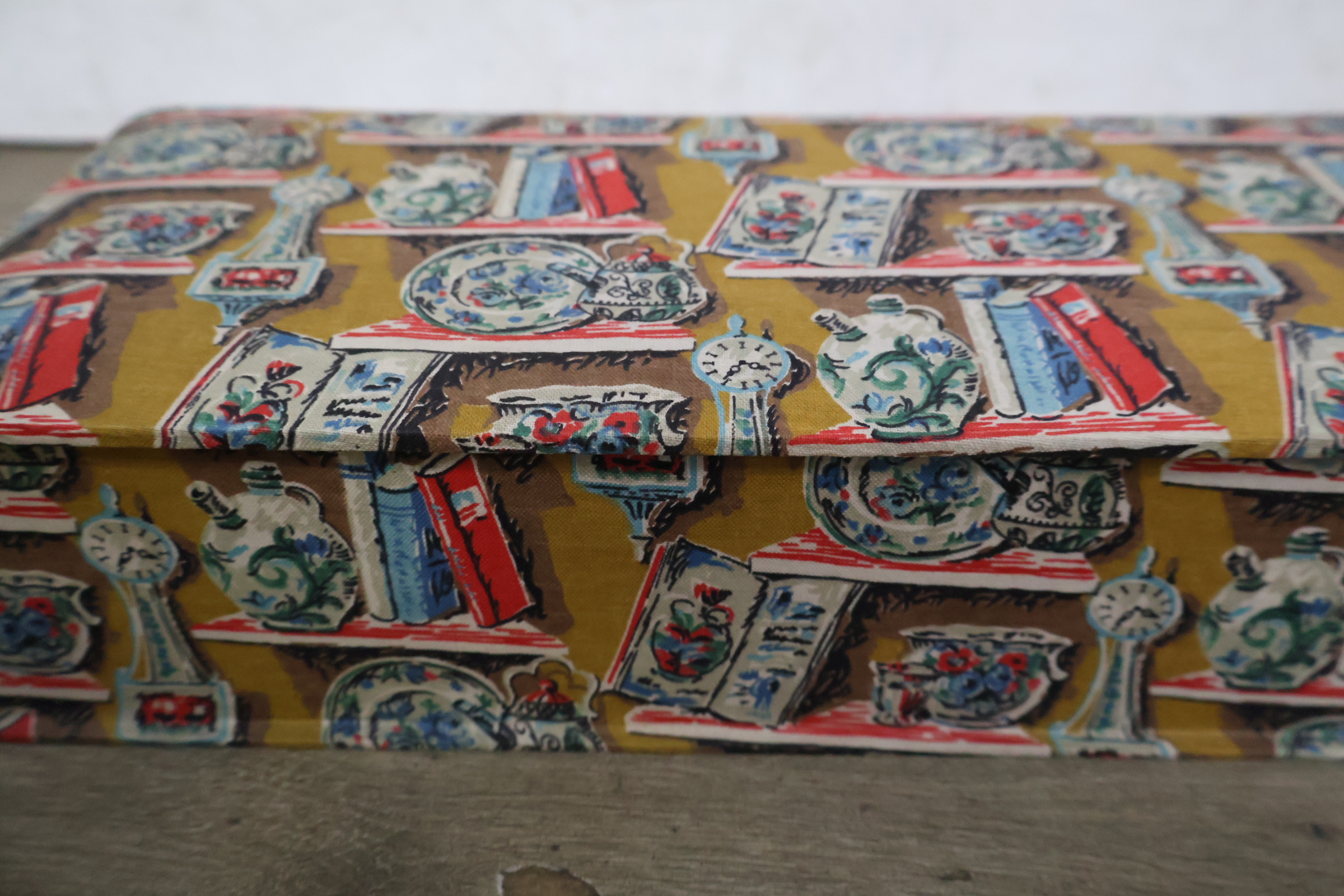 Set van drie decoratieve dozens met bloemmotief' – foto 11 – kavel bij GSD Auctions, Zoeterwoude