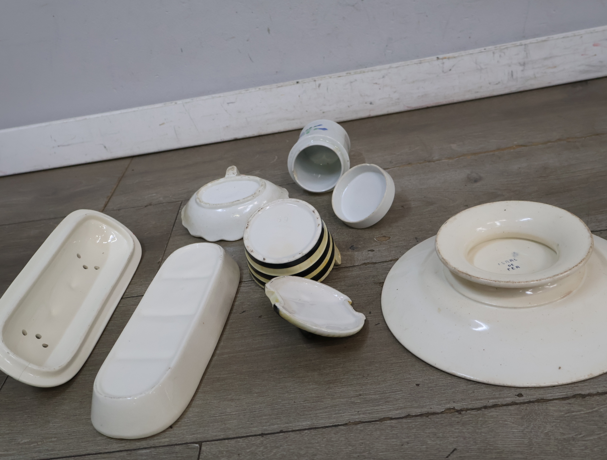 Set diverse keramiek en aardewerk – foto 14 – kavel bij GSD Auctions, Zoeterwoude