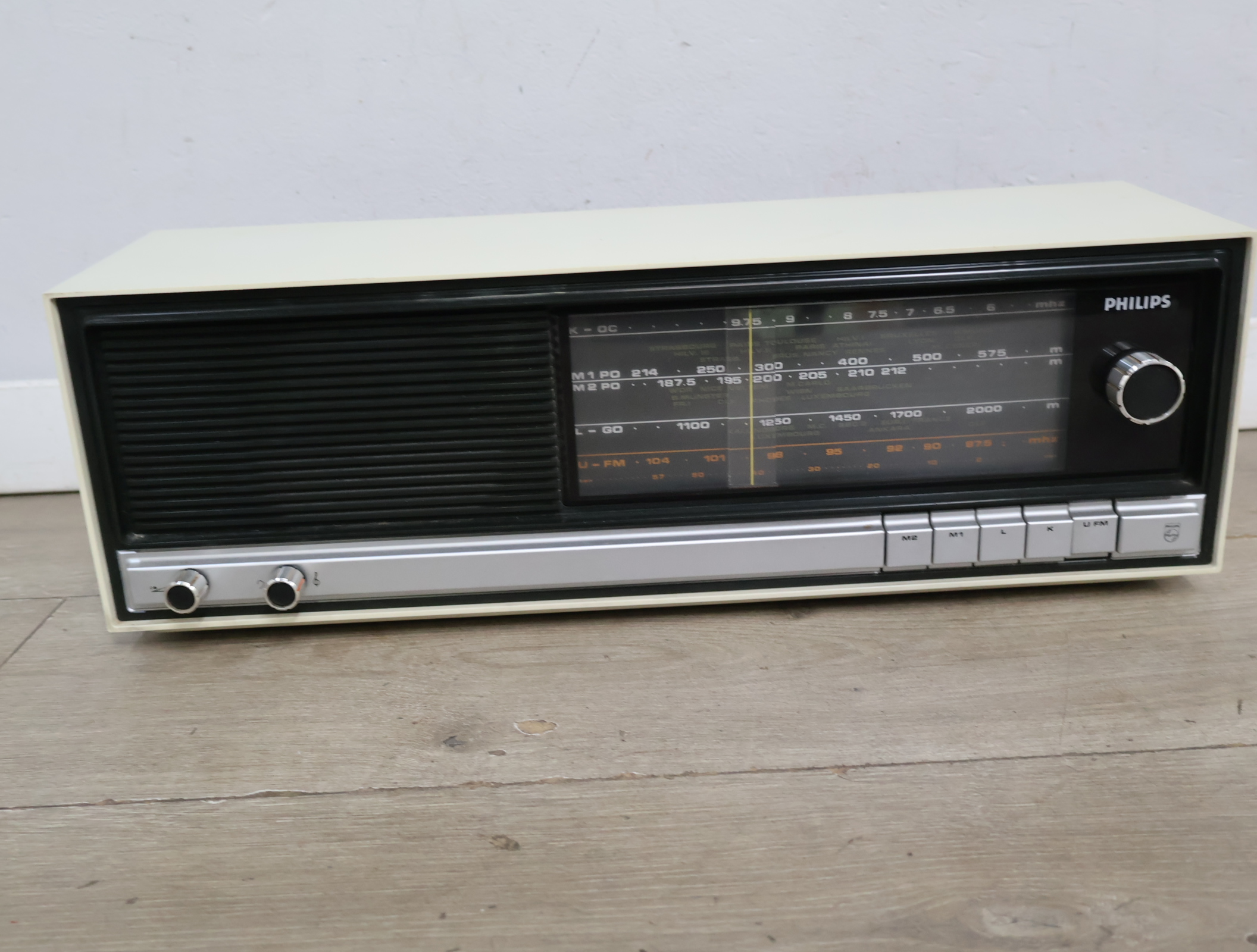 Philips vintage radio – foto 4 – kavel bij GSD Auctions, Zoeterwoude