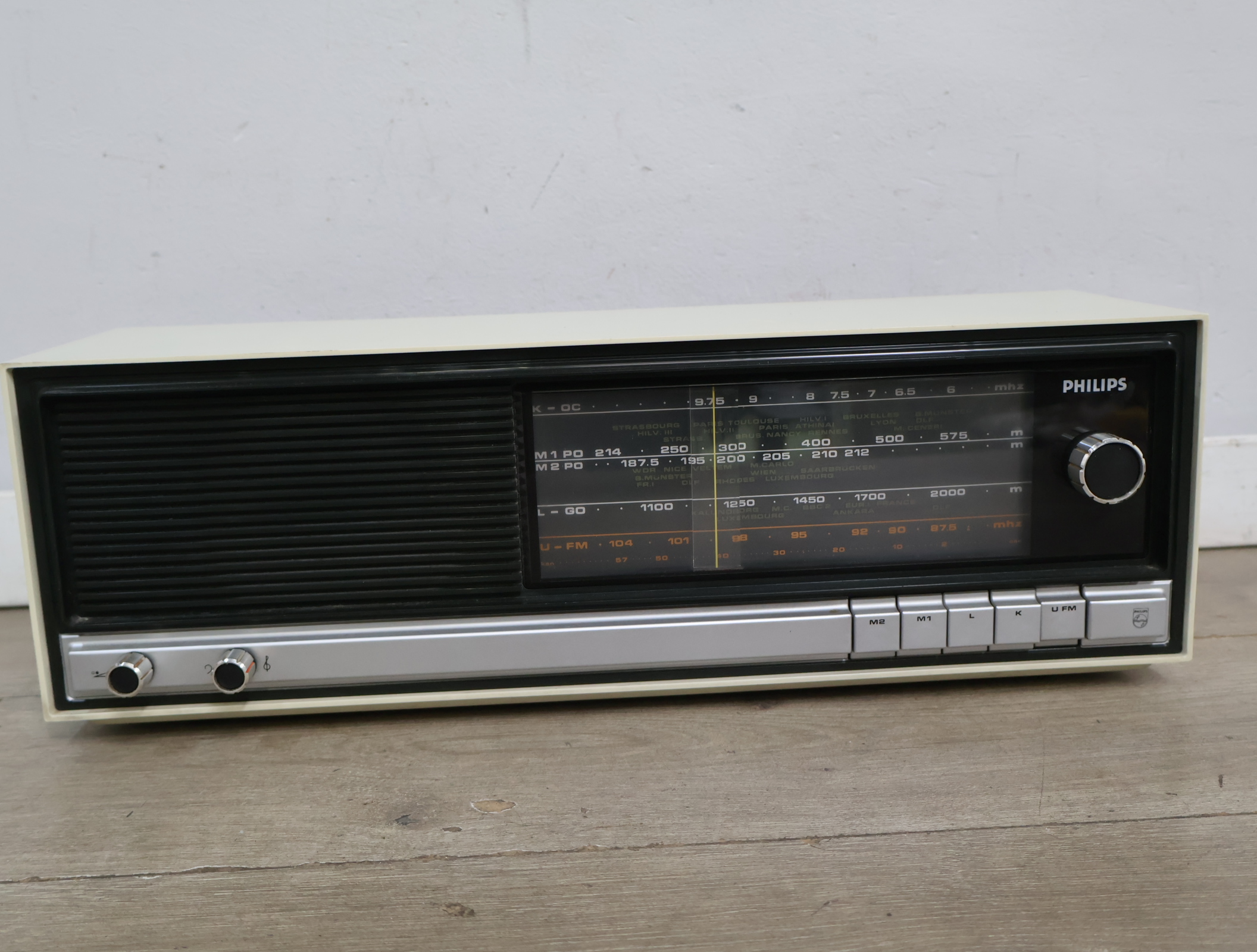 Philips vintage radio – foto 5 – kavel bij GSD Auctions, Zoeterwoude