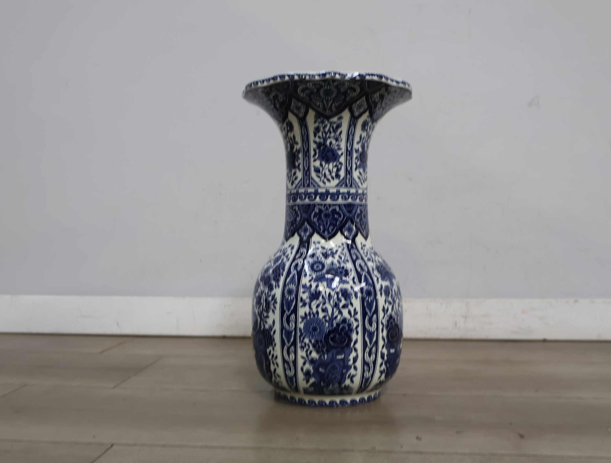Porseleinen Vaas - Boch – foto 5 – kavel bij GSD Auctions, Zoeterwoude