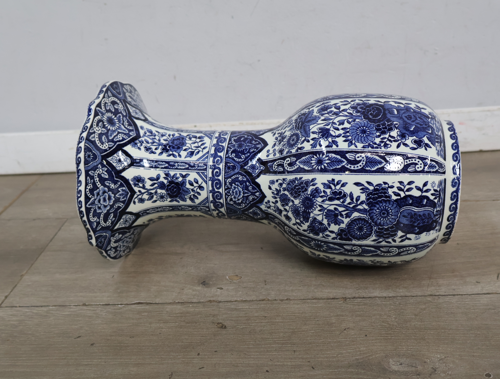Porseleinen Vaas - Boch – foto 9 – kavel bij GSD Auctions, Zoeterwoude