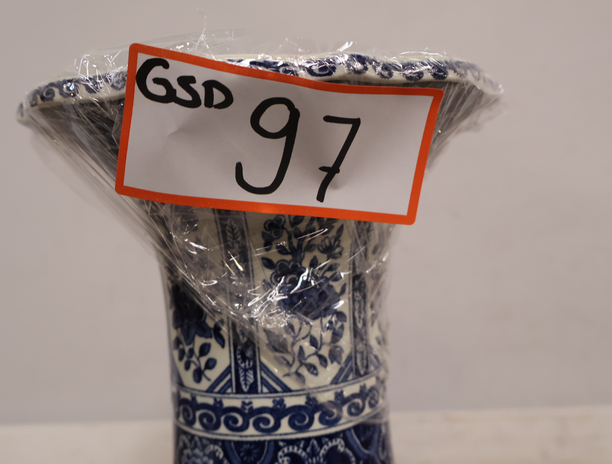 Porseleinen Vaas - Boch – foto 16 – kavel bij GSD Auctions, Zoeterwoude