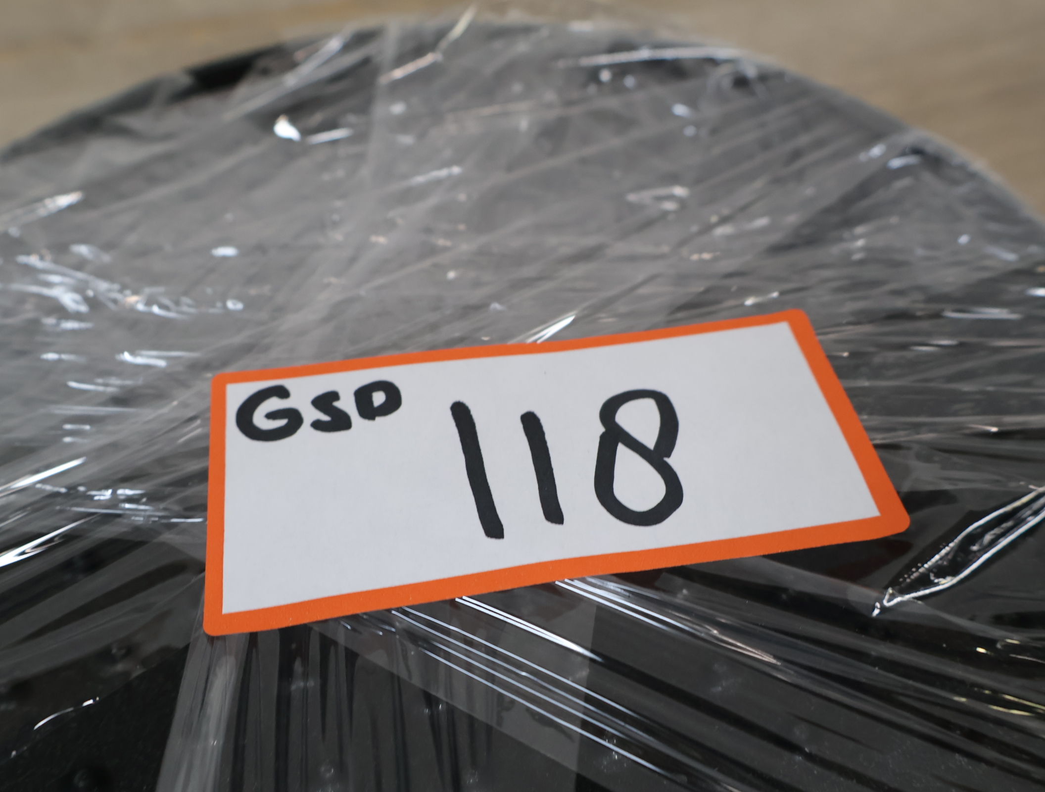2 Koekenpannen met deksel – foto 15 – kavel bij GSD Auctions, Zoeterwoude