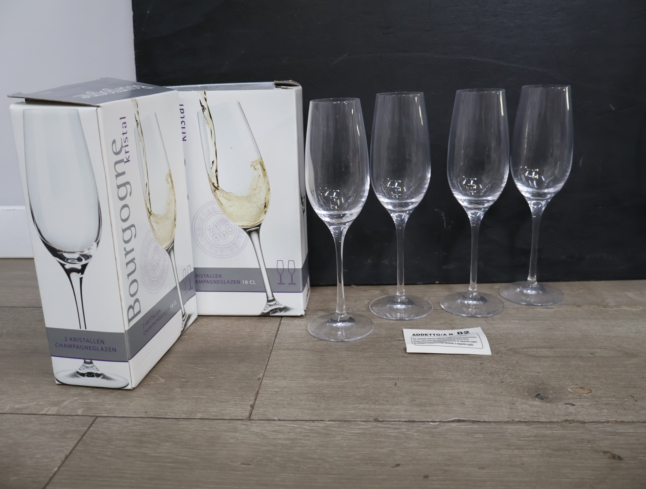 Set diverse wijnglazen en glazen kaasplanken – foto 6 – kavel bij GSD Auctions, Zoeterwoude