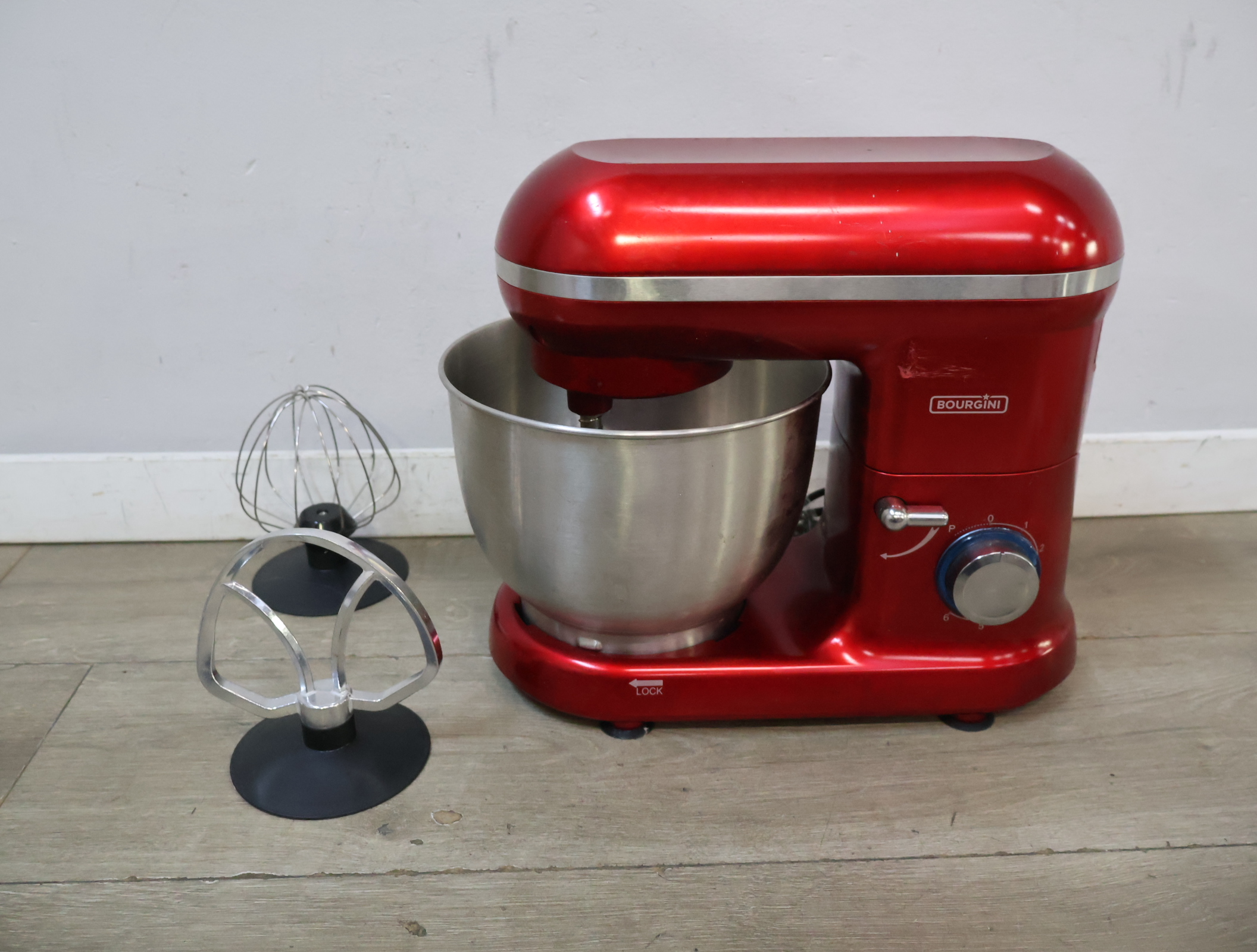 Bourgini keukenmixer met mengkom en hulpstukken – foto 3 – kavel bij GSD Auctions, Zoeterwoude