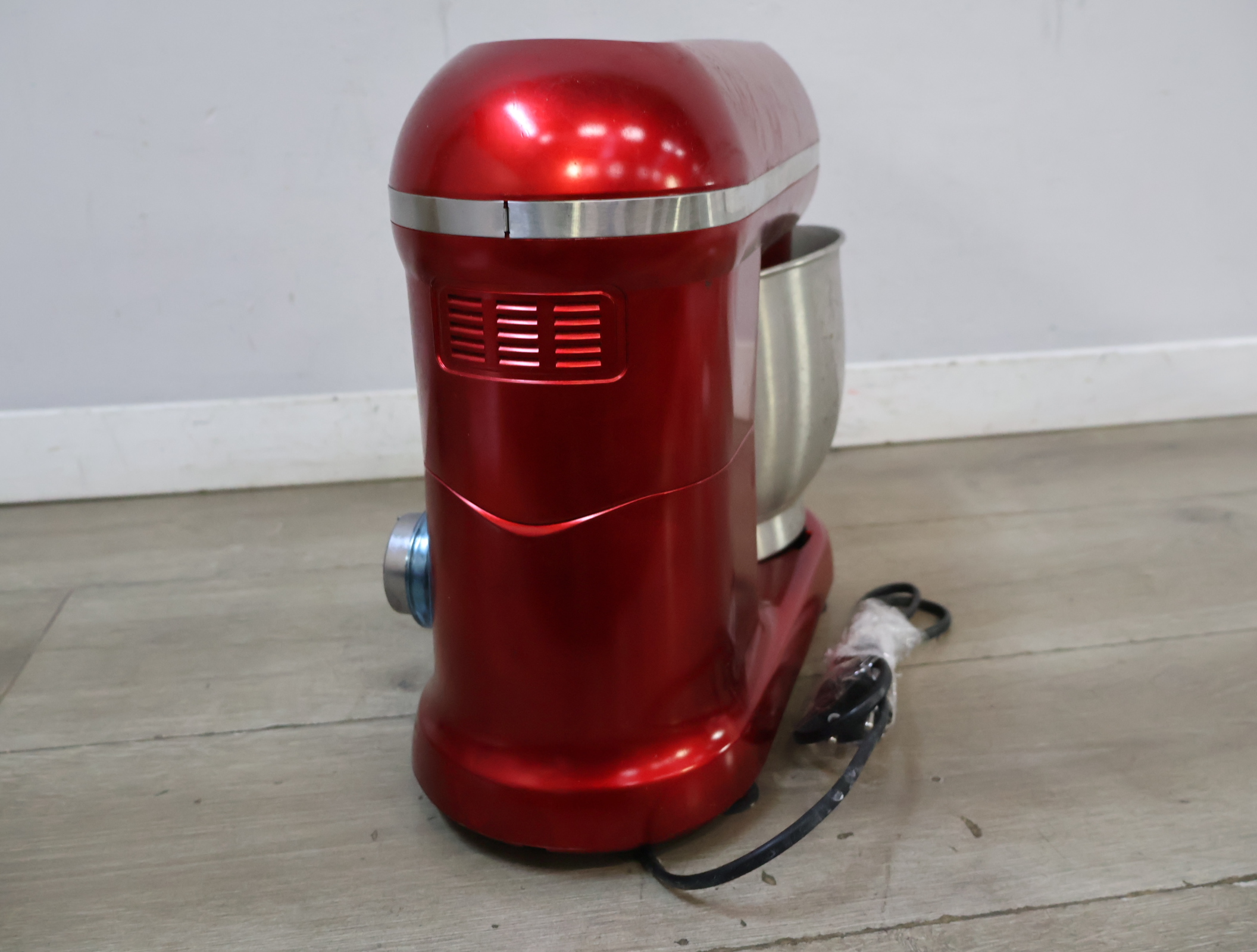 Bourgini keukenmixer met mengkom en hulpstukken – foto 11 – kavel bij GSD Auctions, Zoeterwoude