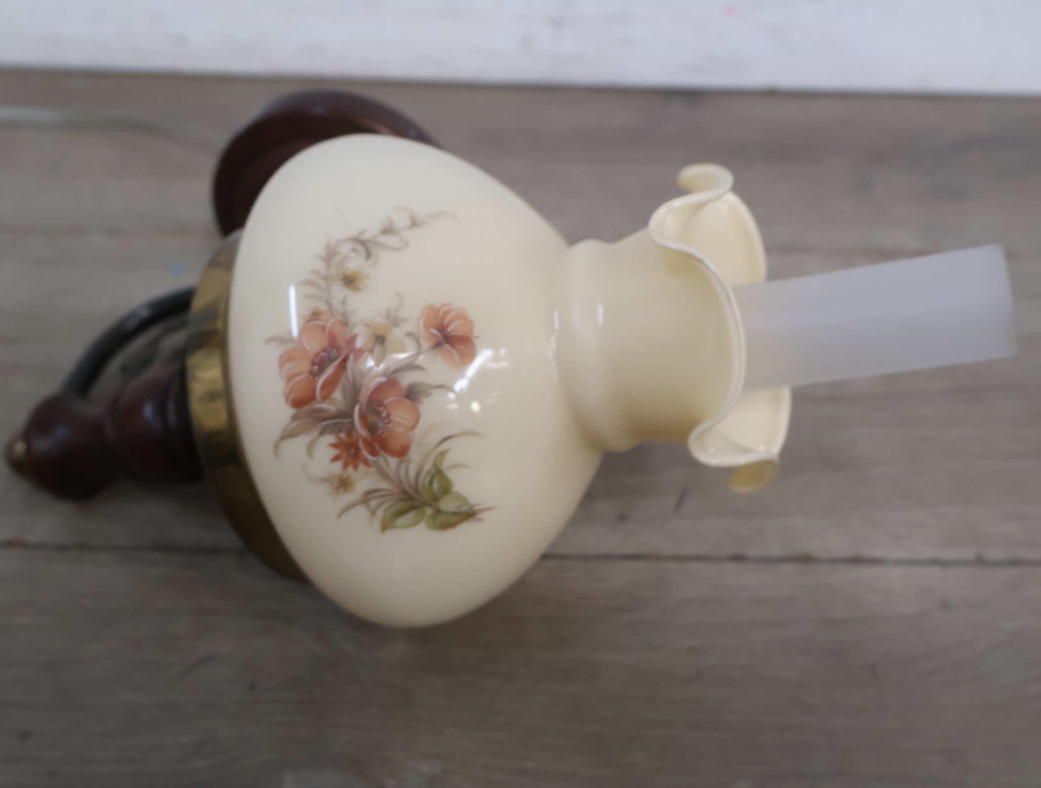 Vintage wandlamp met bloemenmotief – foto 3 – kavel bij GSD Auctions, Zoeterwoude