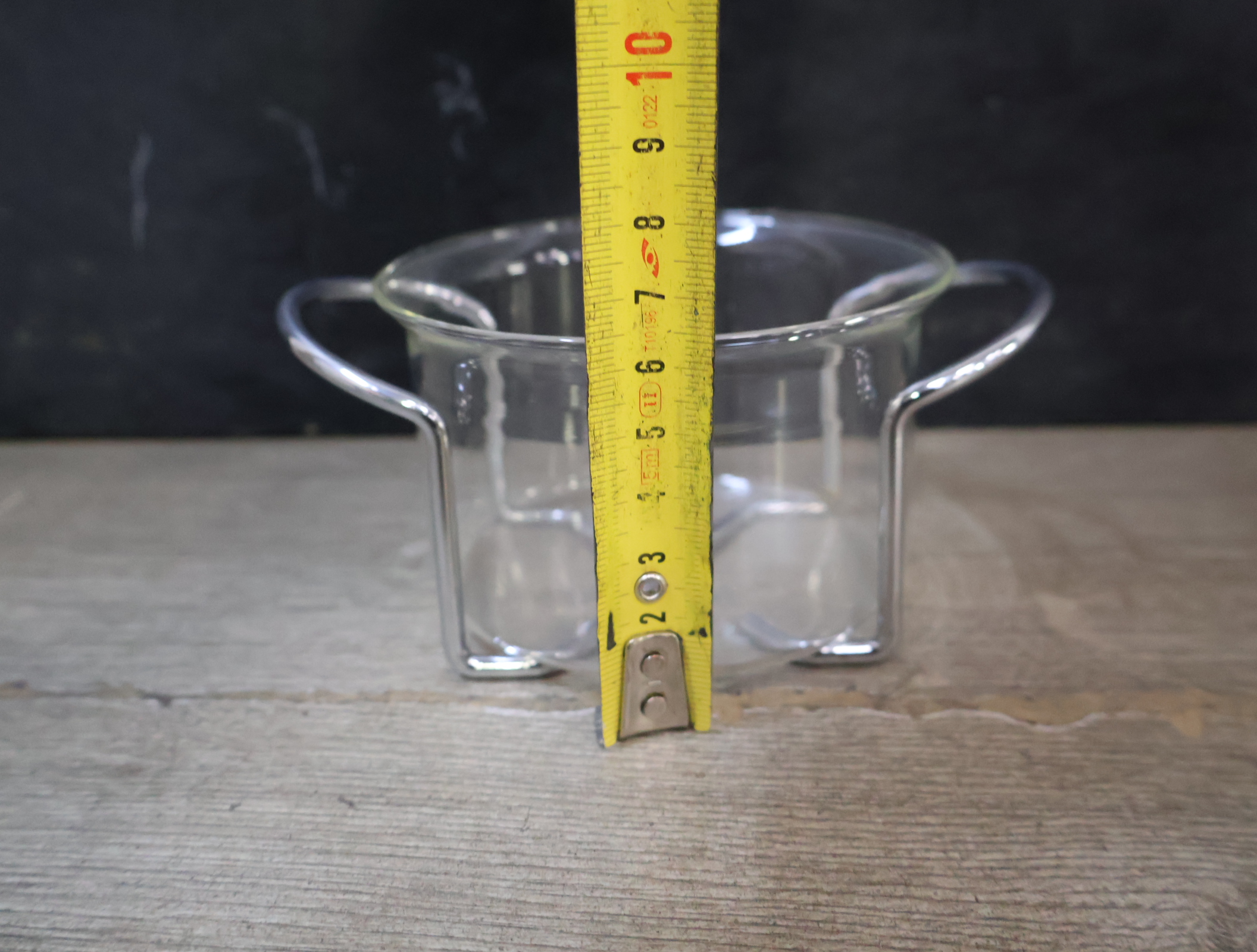 Set van drie glazen schalen in metalen houders – foto 12 – kavel bij GSD Auctions, Zoeterwoude