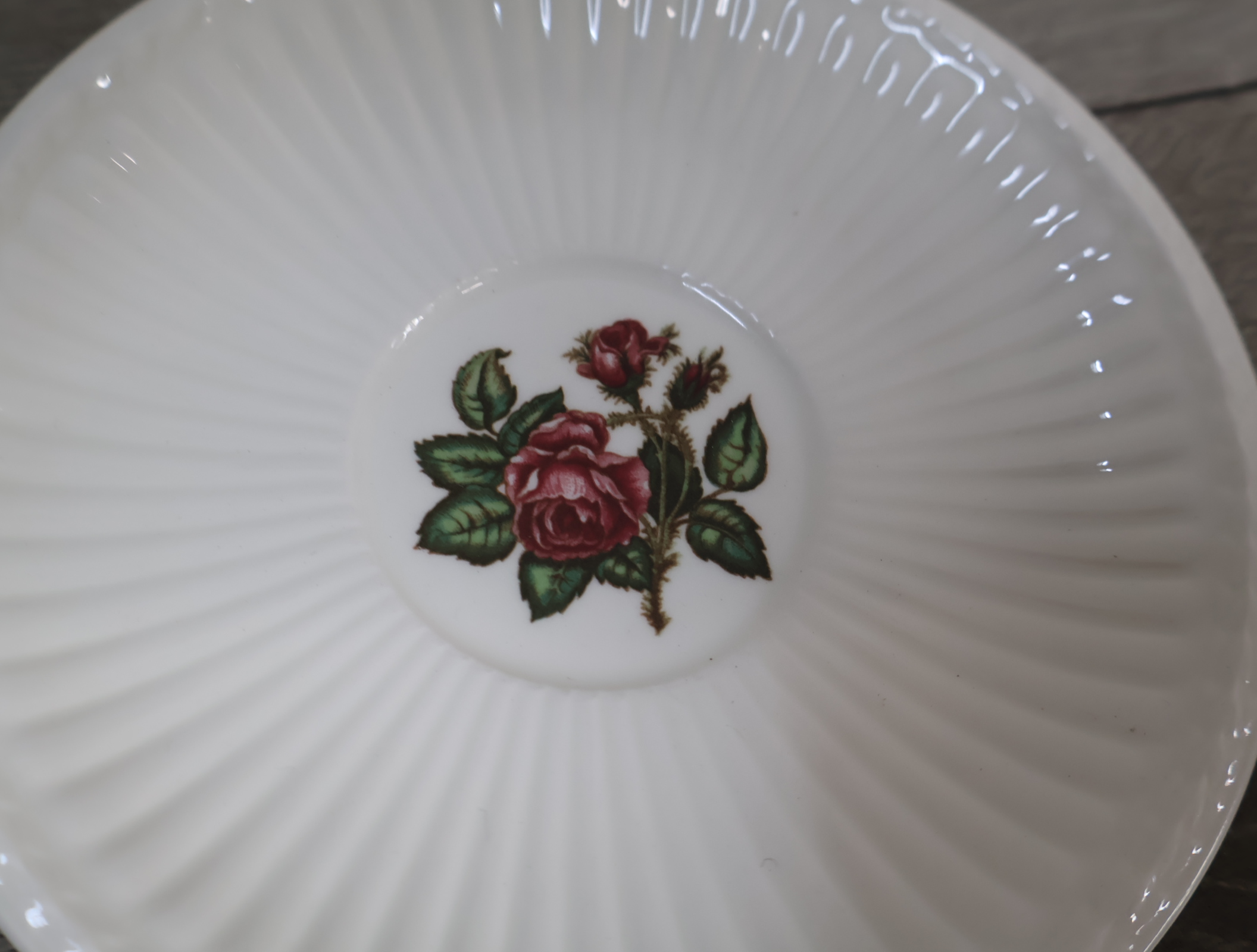 Wedgwood Servies - 'Moss Rose' – foto 8 – kavel bij GSD Auctions, Zoeterwoude