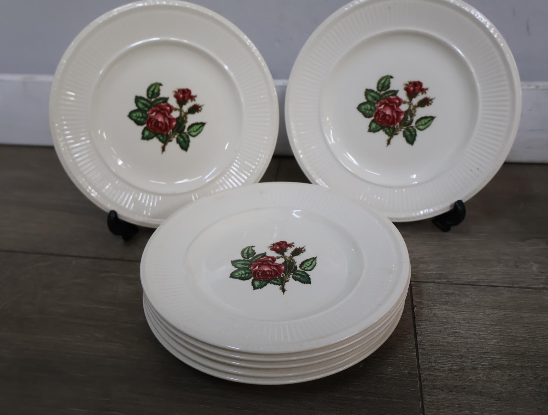 Wedgwood Servies - 'Moss Rose' – foto 12 – kavel bij GSD Auctions, Zoeterwoude