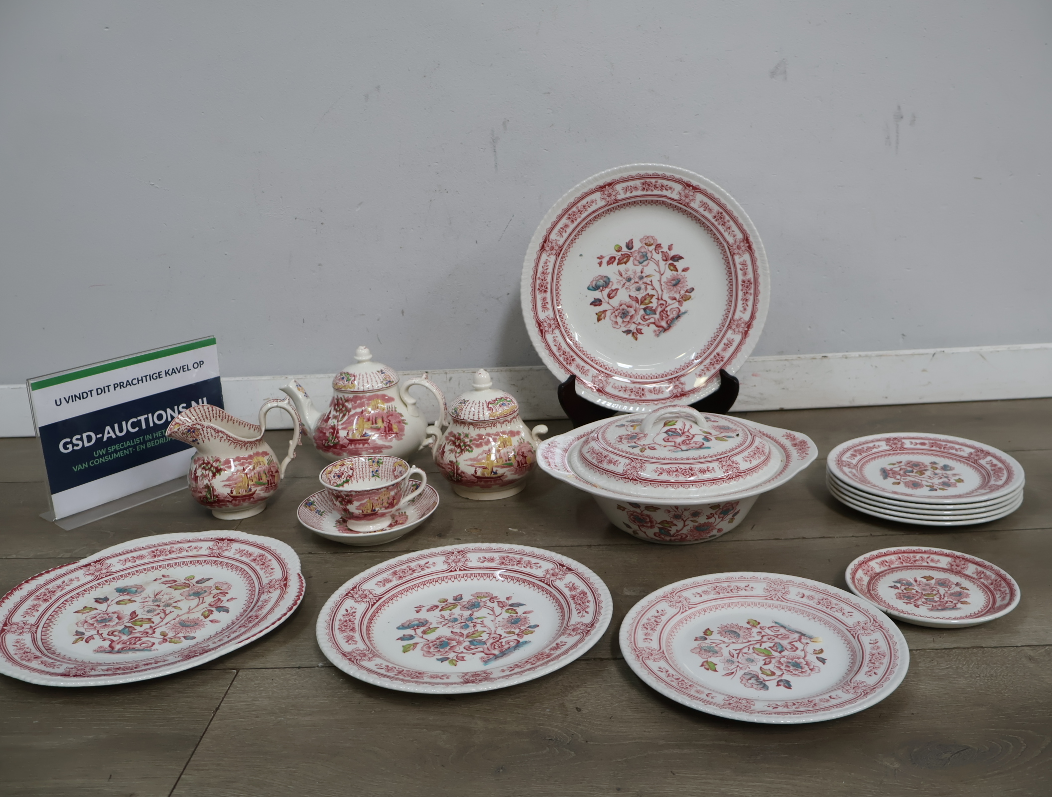 Engels Dorset Servies - Wood&Sons – kavel bij GSD Auctions, Zoeterwoude