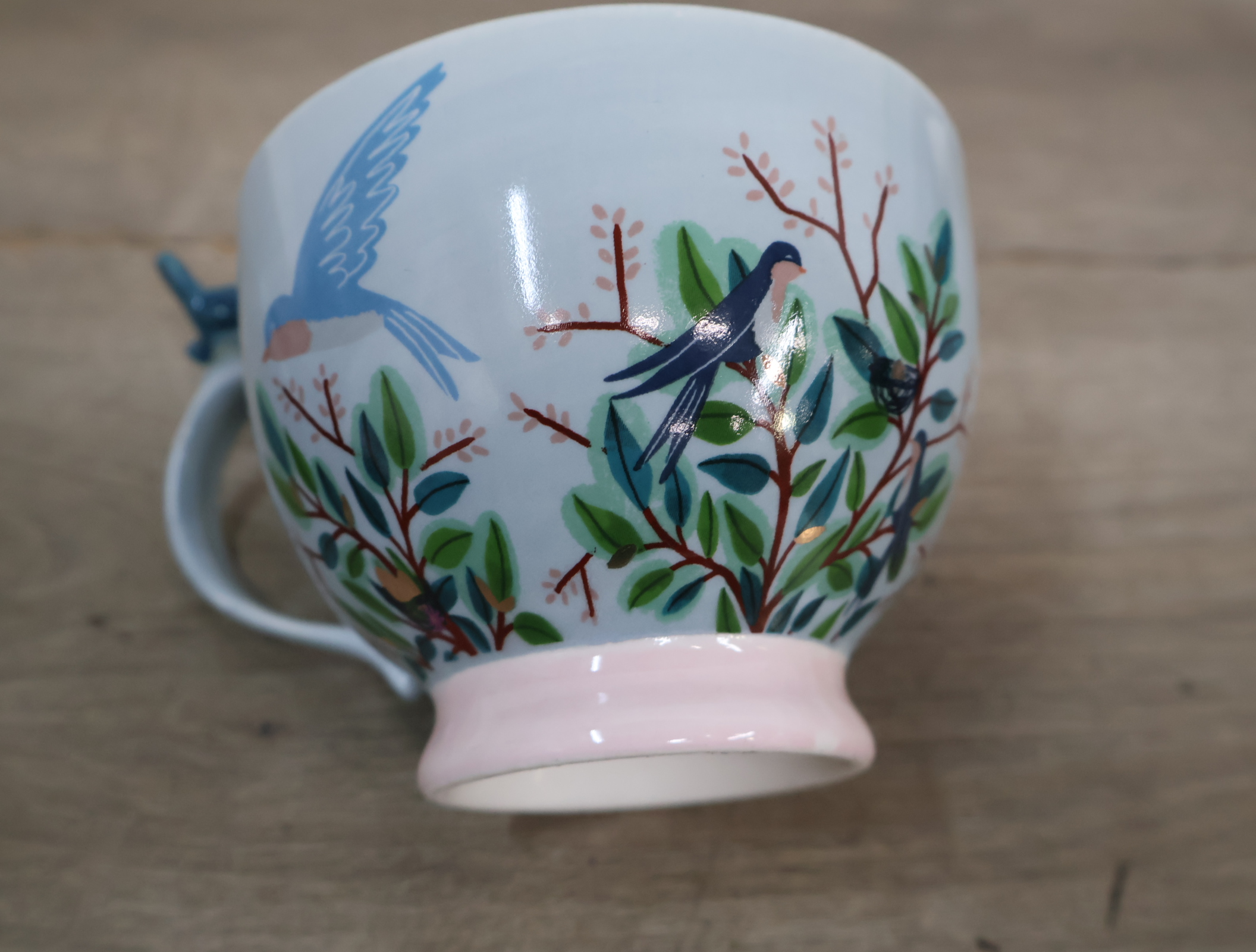 Decoratieve theekop met vogel en bloemenboek opbergdoos – foto 5 – kavel bij GSD Auctions, Zoeterwoude