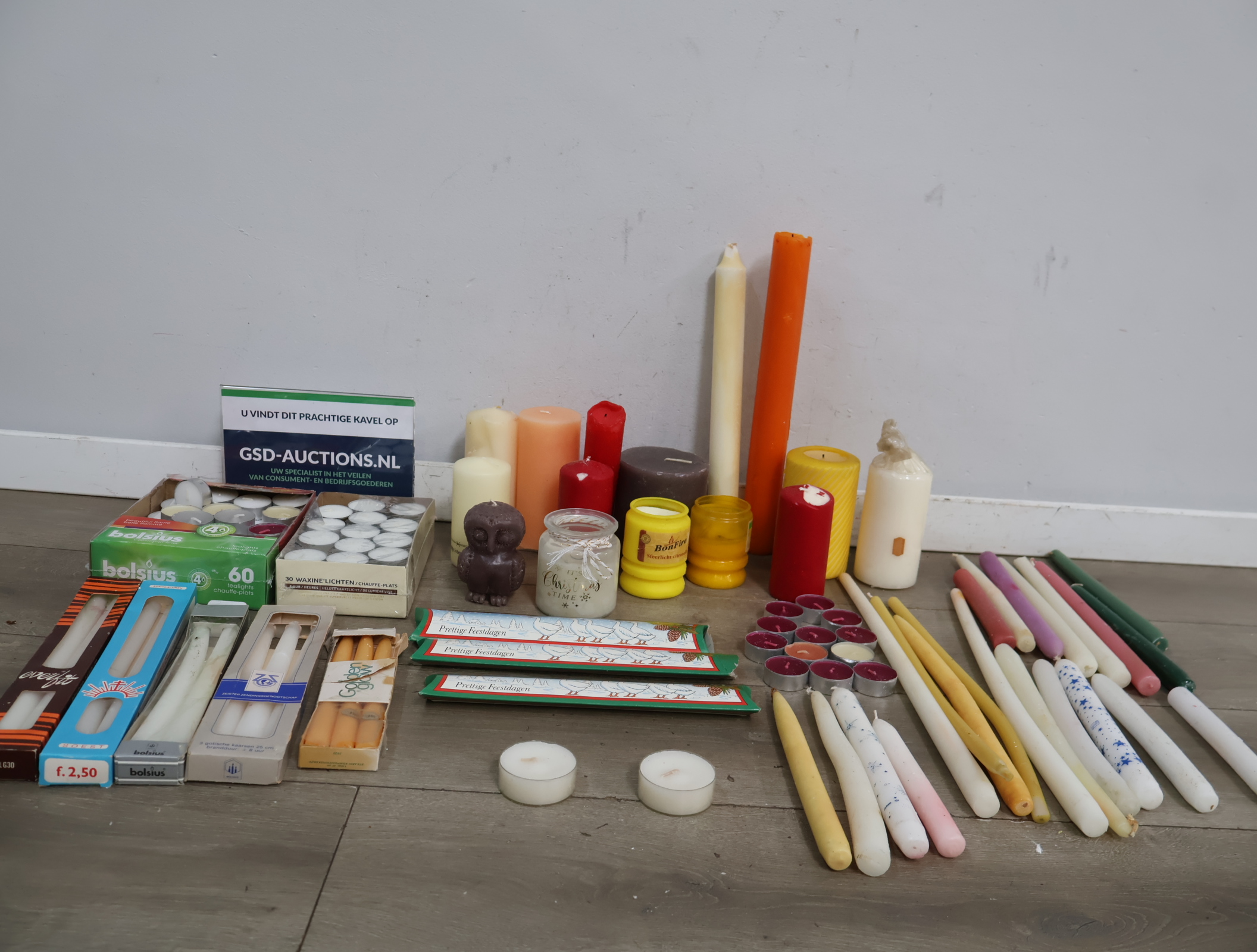Grote Verzameling Kaarsen – foto 2 – kavel bij GSD Auctions, Zoeterwoude
