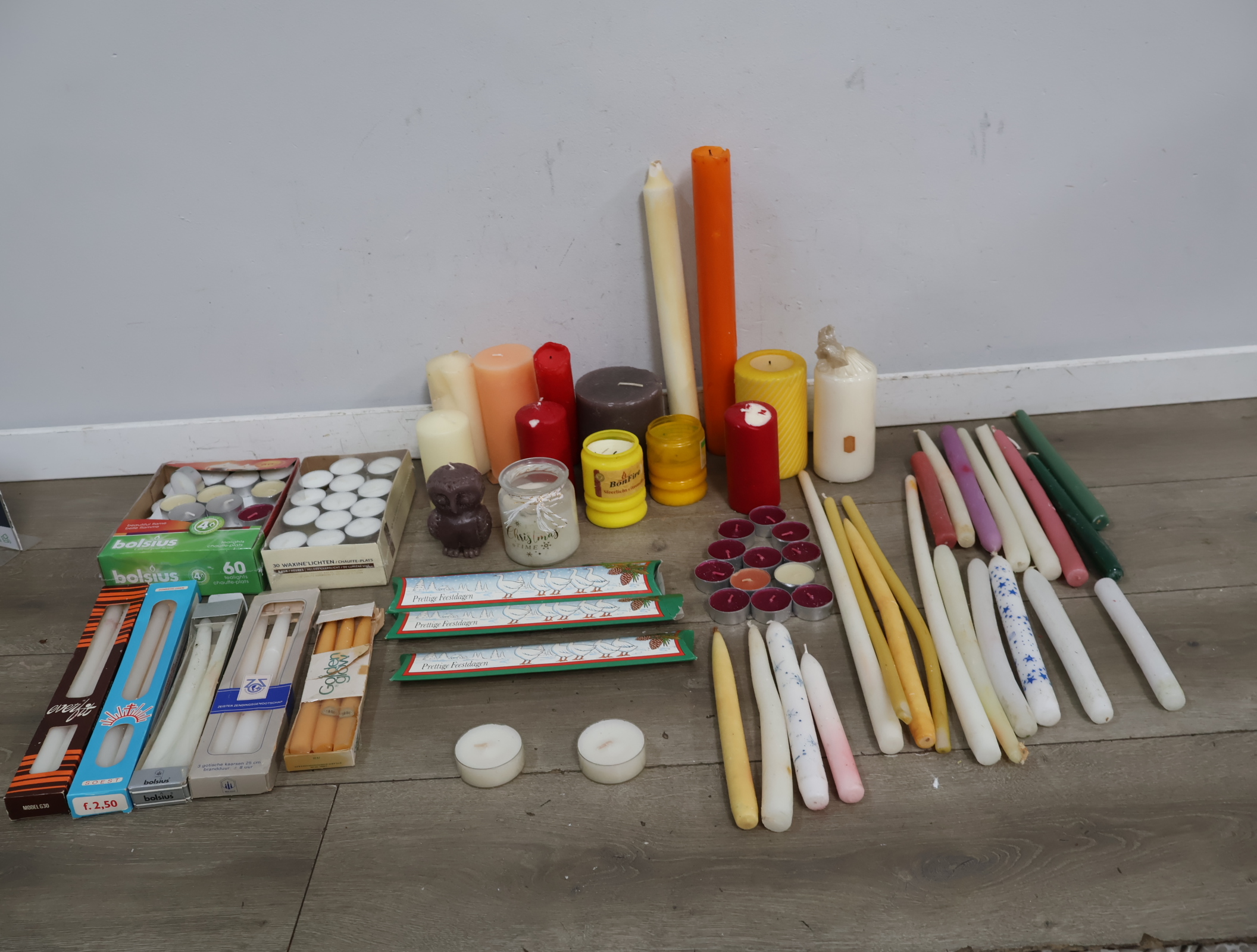 Grote Verzameling Kaarsen – foto 3 – kavel bij GSD Auctions, Zoeterwoude