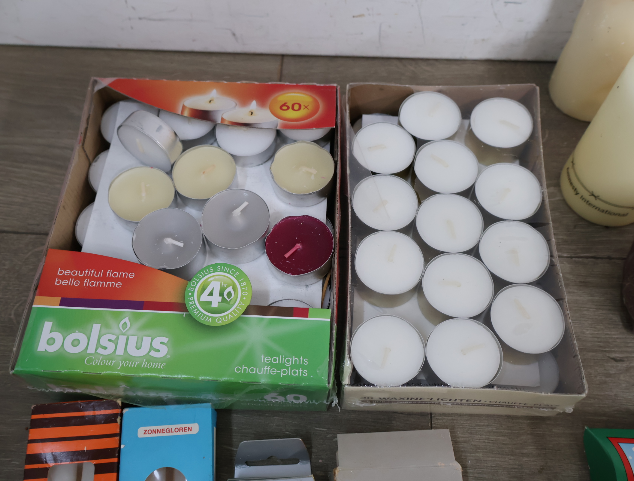 Grote Verzameling Kaarsen – foto 10 – kavel bij GSD Auctions, Zoeterwoude