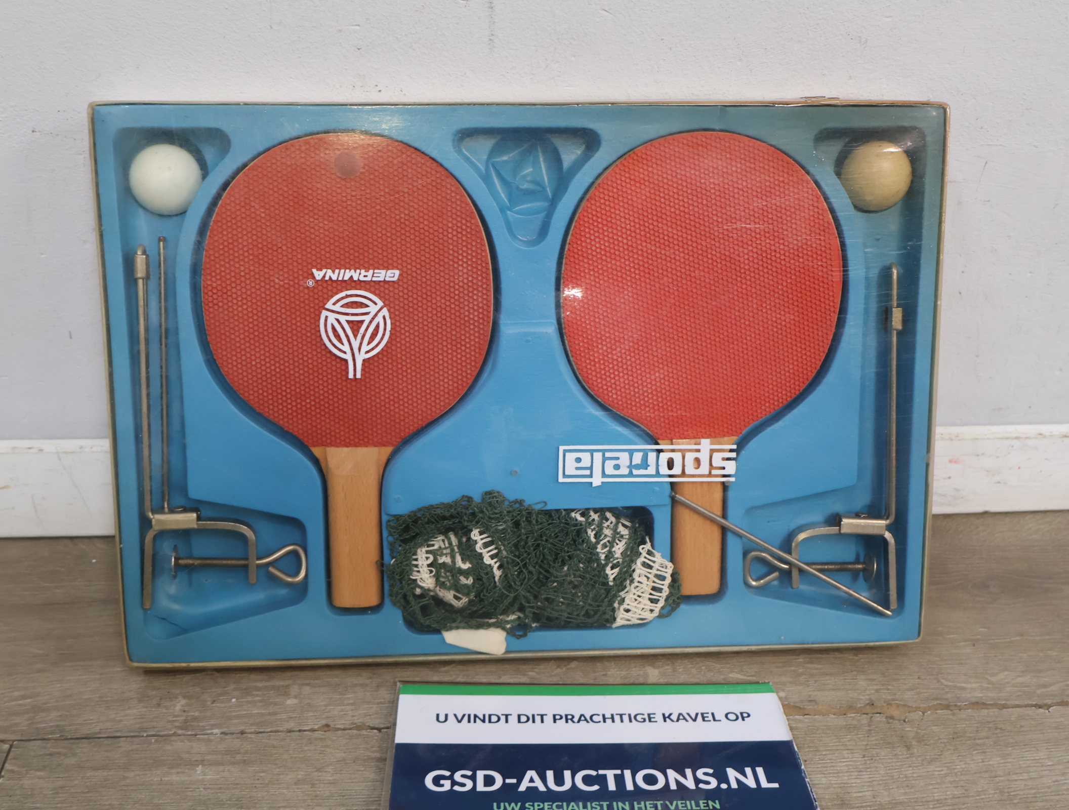 Sponela tafeltennisset met batjes, balletjes en net – kavel bij GSD Auctions, Zoeterwoude