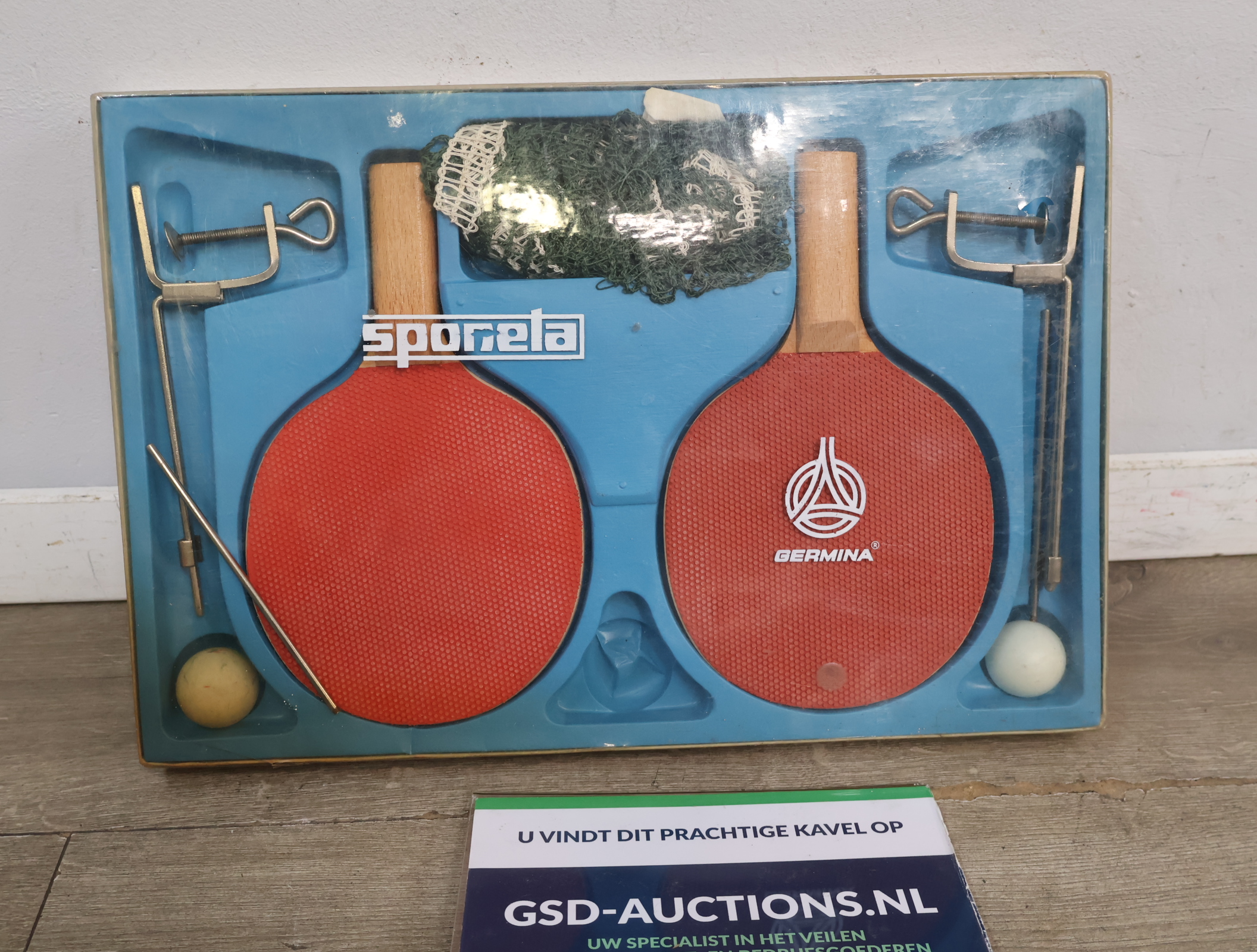 Sponela tafeltennisset met batjes, balletjes en net – foto 2 – kavel bij GSD Auctions, Zoeterwoude