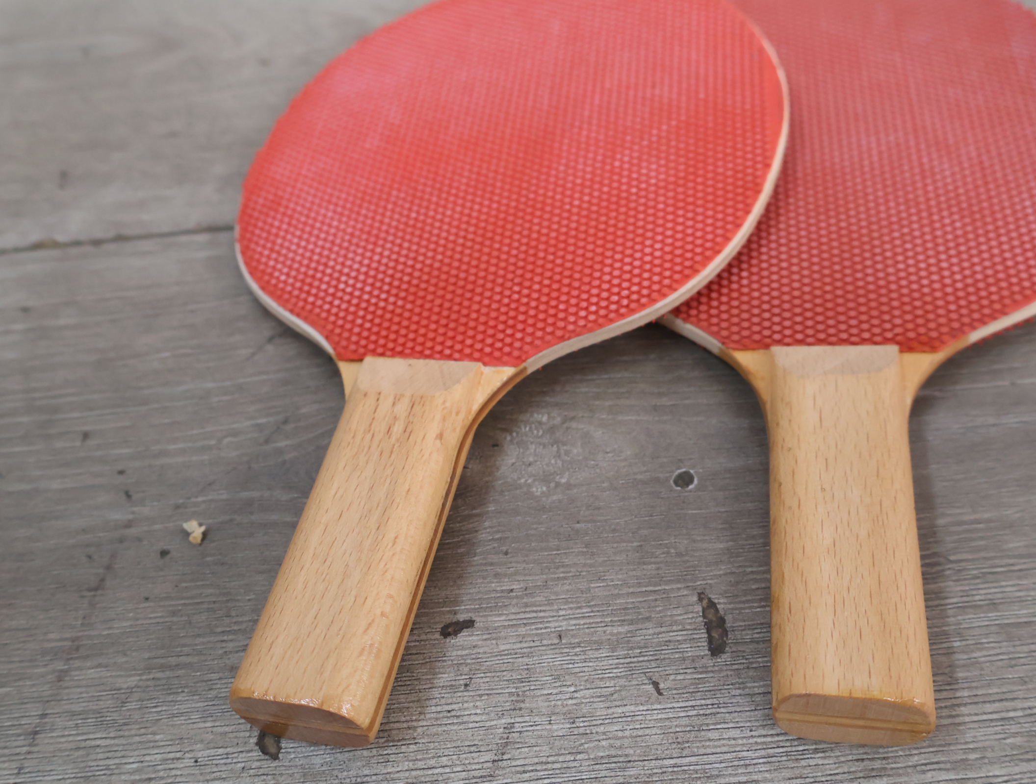 Sponela tafeltennisset met batjes, balletjes en net – foto 14 – kavel bij GSD Auctions, Zoeterwoude